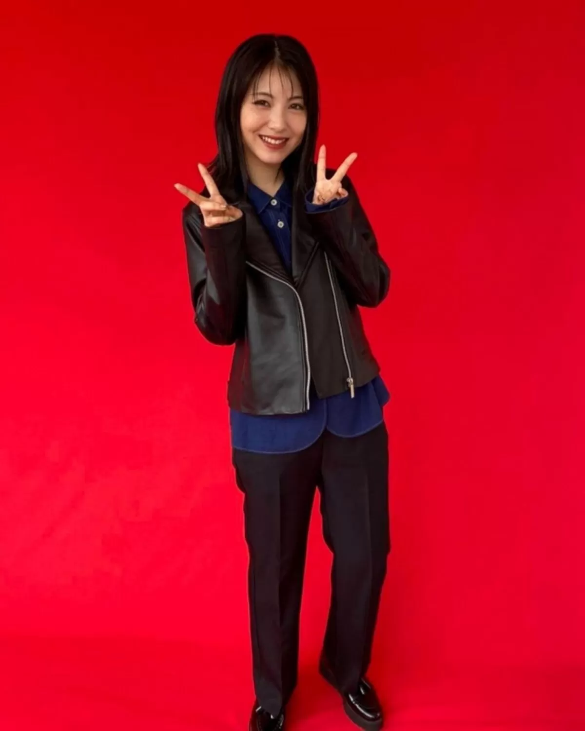 浜辺美波エロ画像112
