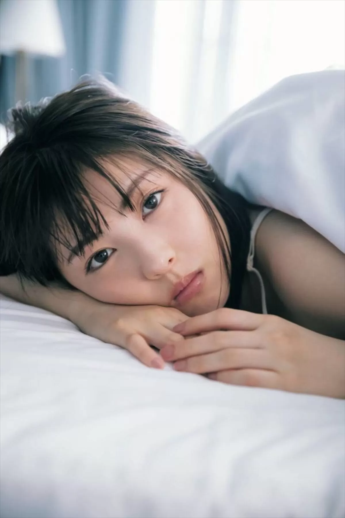 浜辺美波エロ画像119