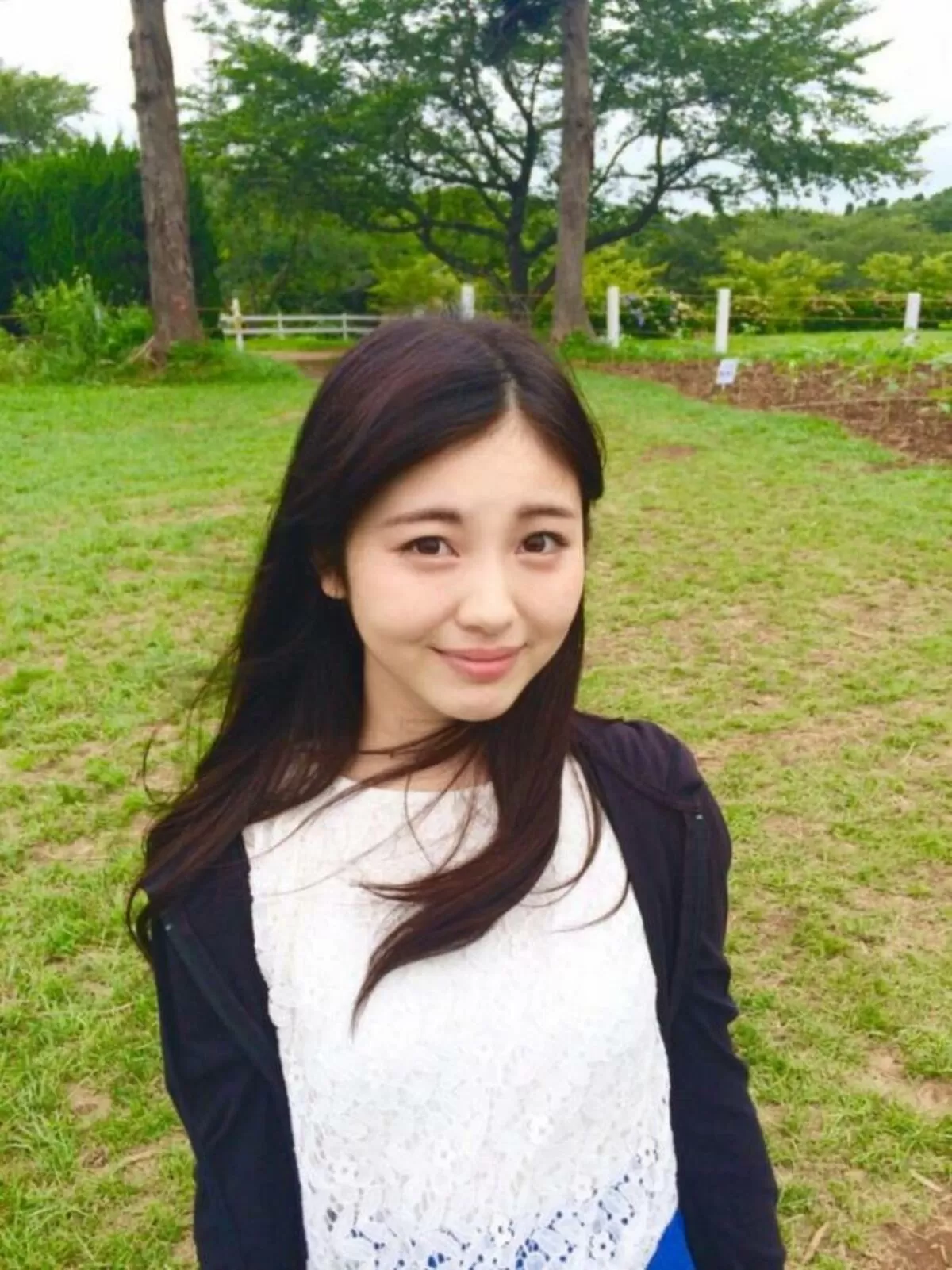 浜辺美波エロ画像140