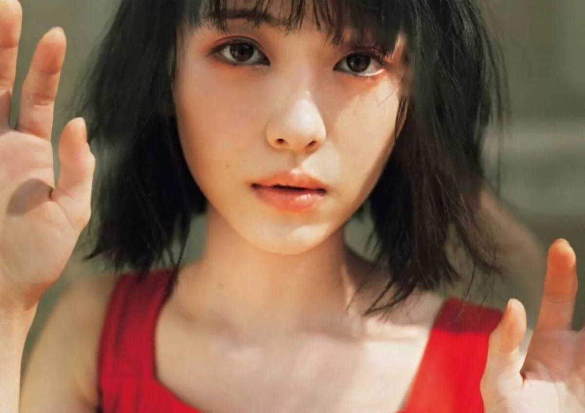 浜辺美波エロ画像158