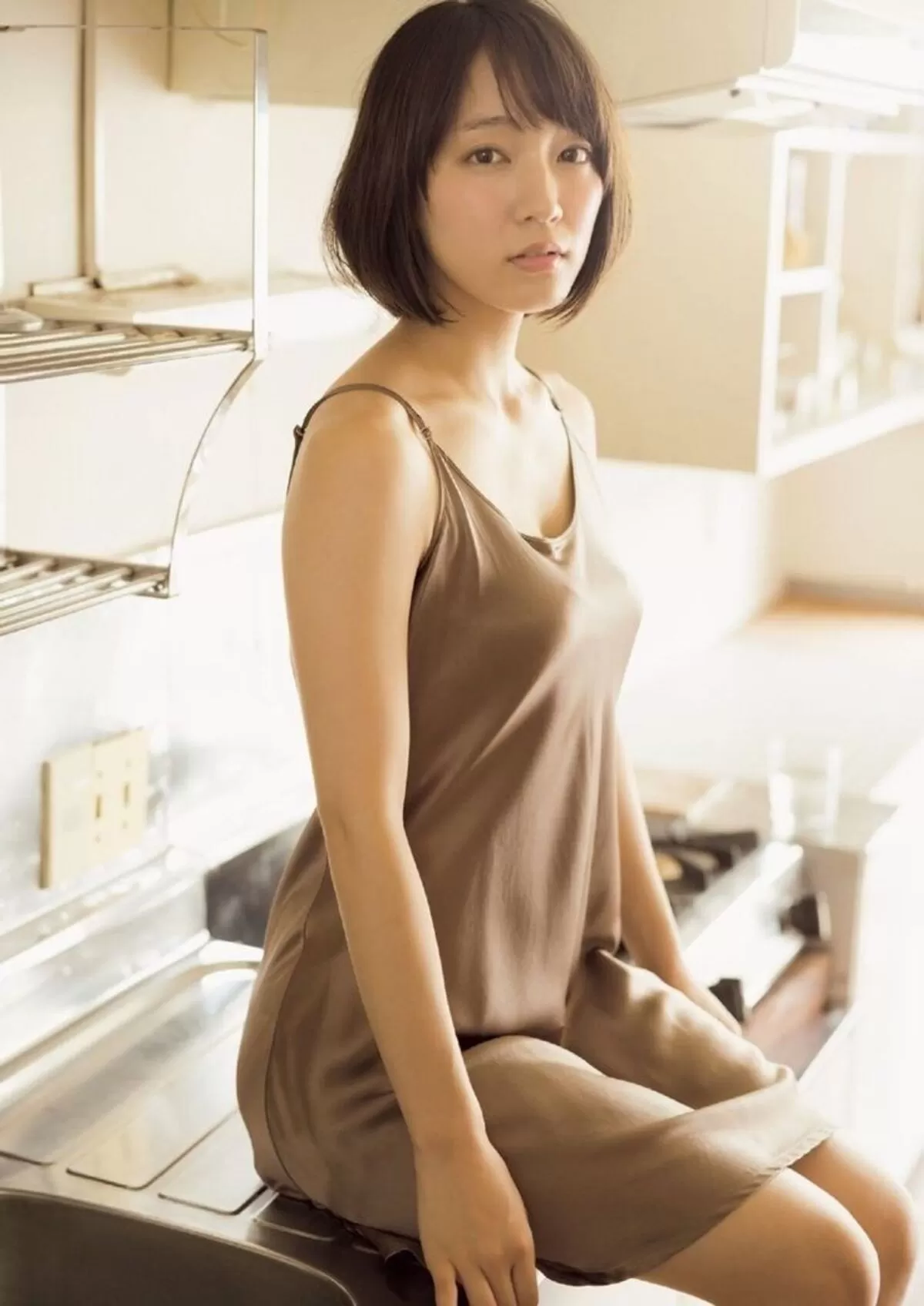 吉岡里帆エロ画像042