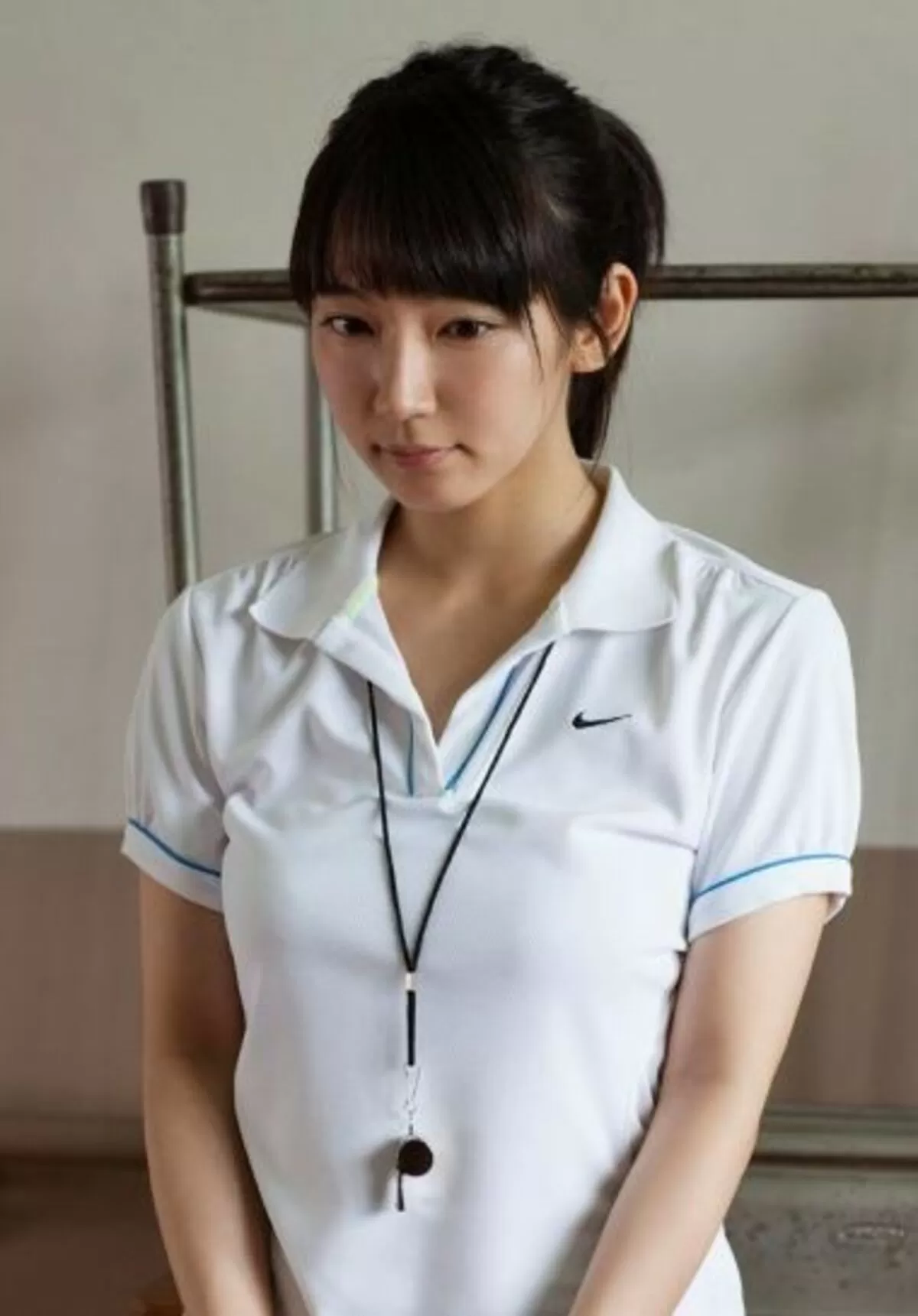 吉岡里帆エロ画像051