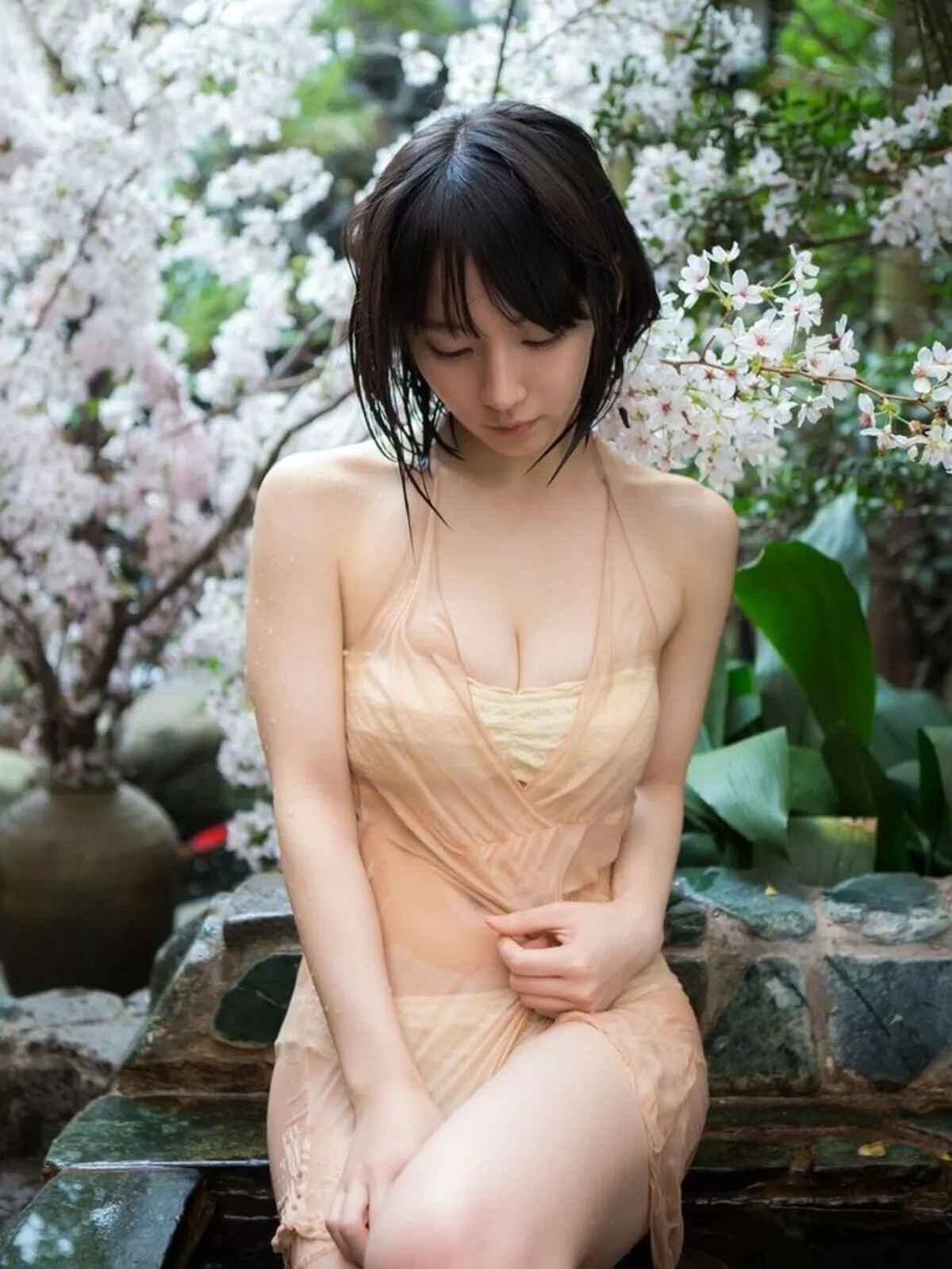 吉岡里帆エロ画像052