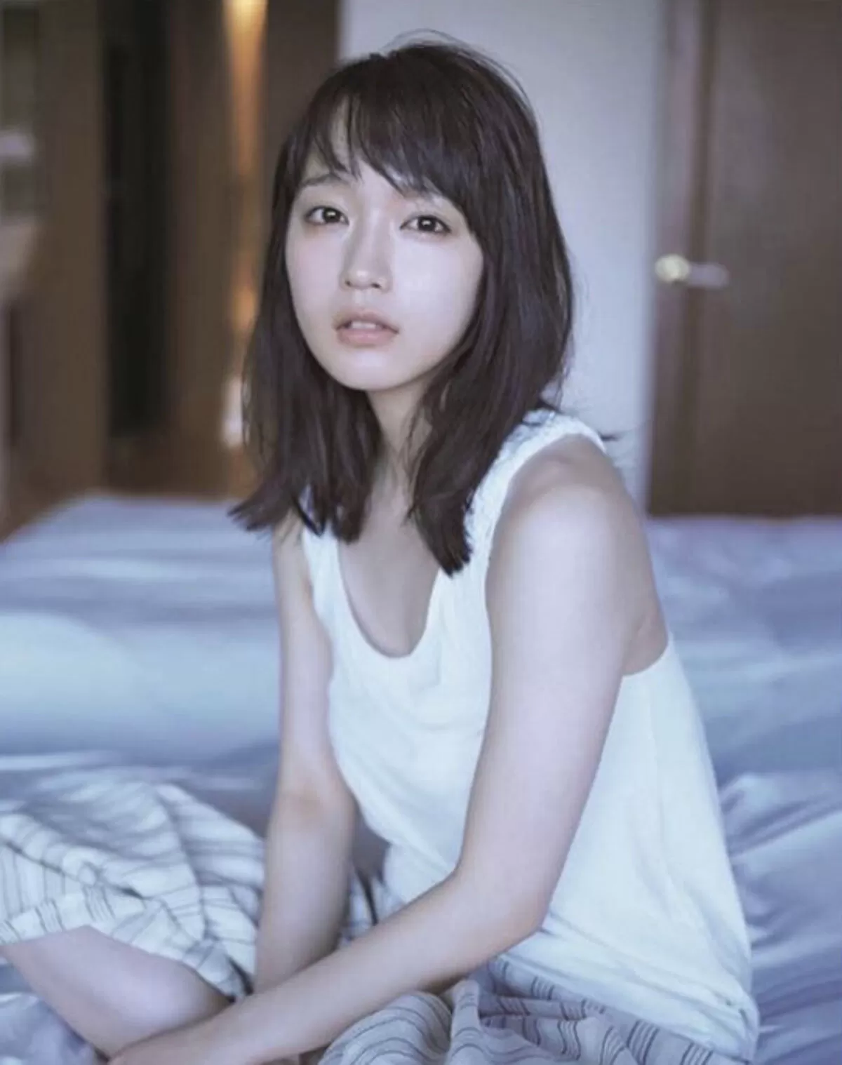 吉岡里帆エロ画像110