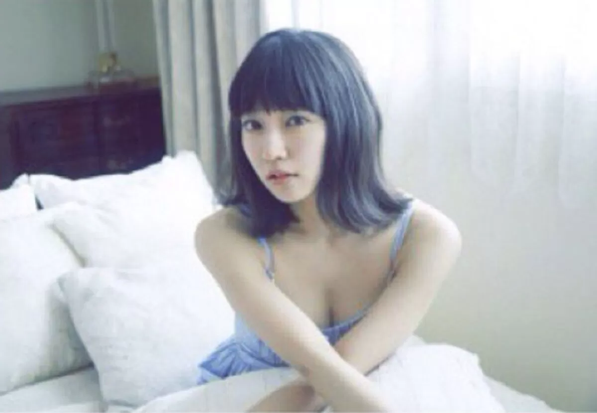 吉岡里帆エロ画像120