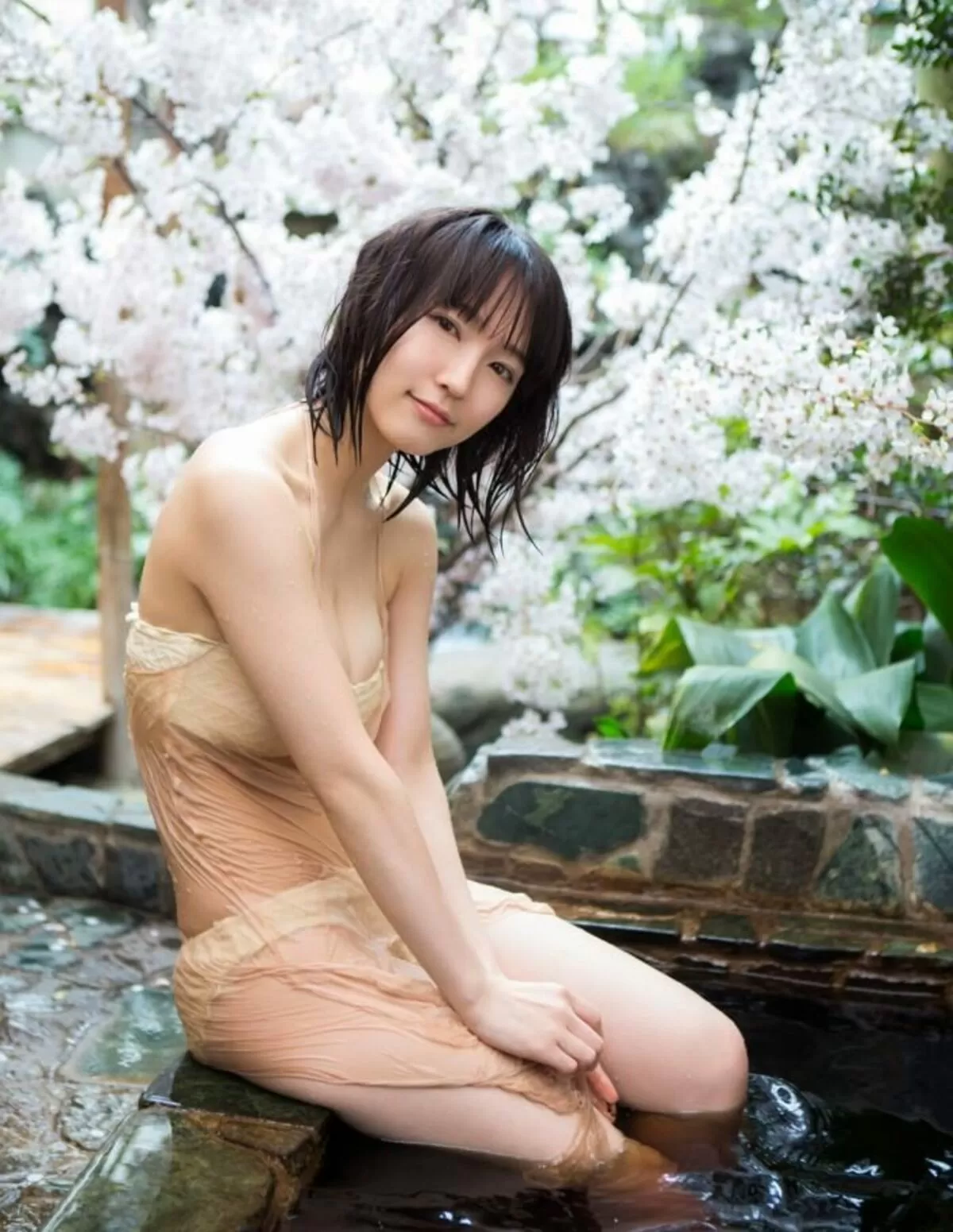吉岡里帆エロ画像151