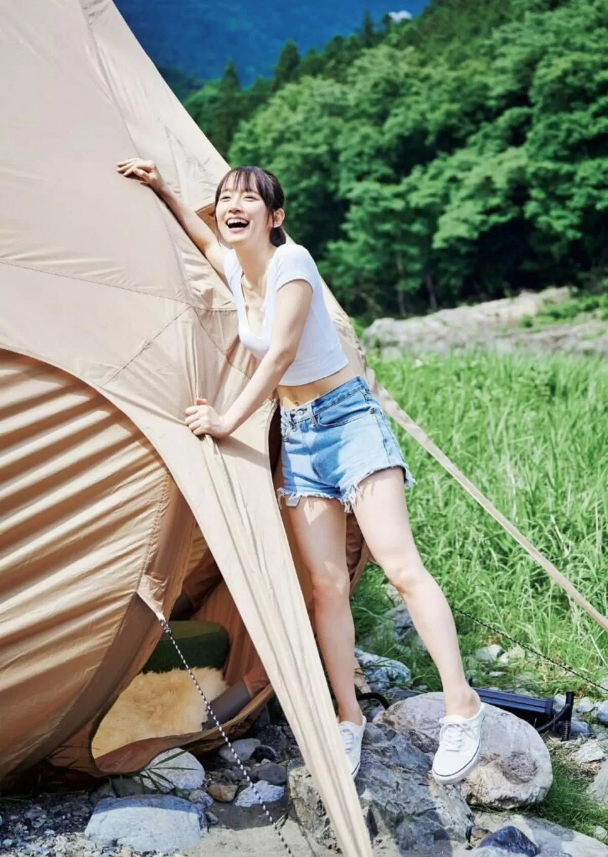 吉岡里帆エロ画像161