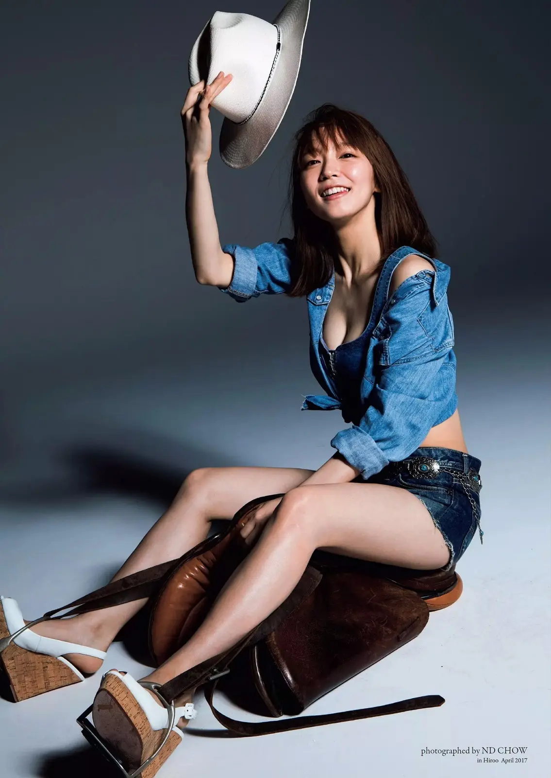 吉岡里帆エロ画像230