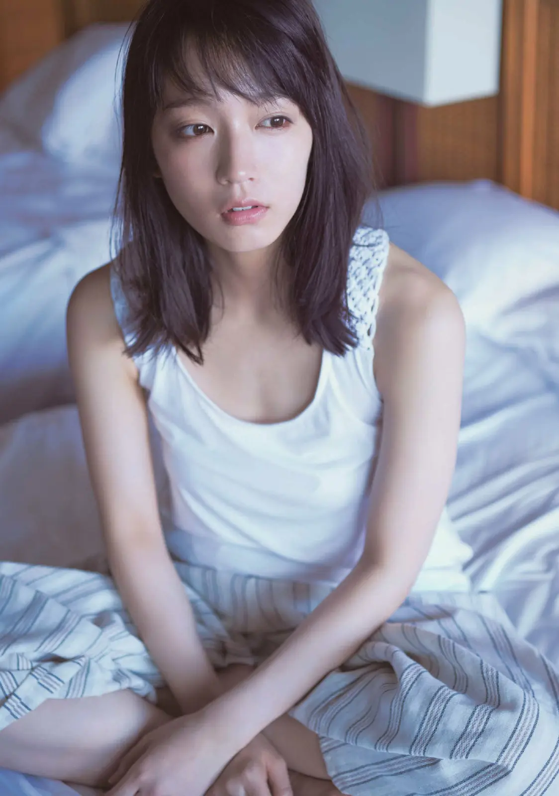 吉岡里帆エロ画像237