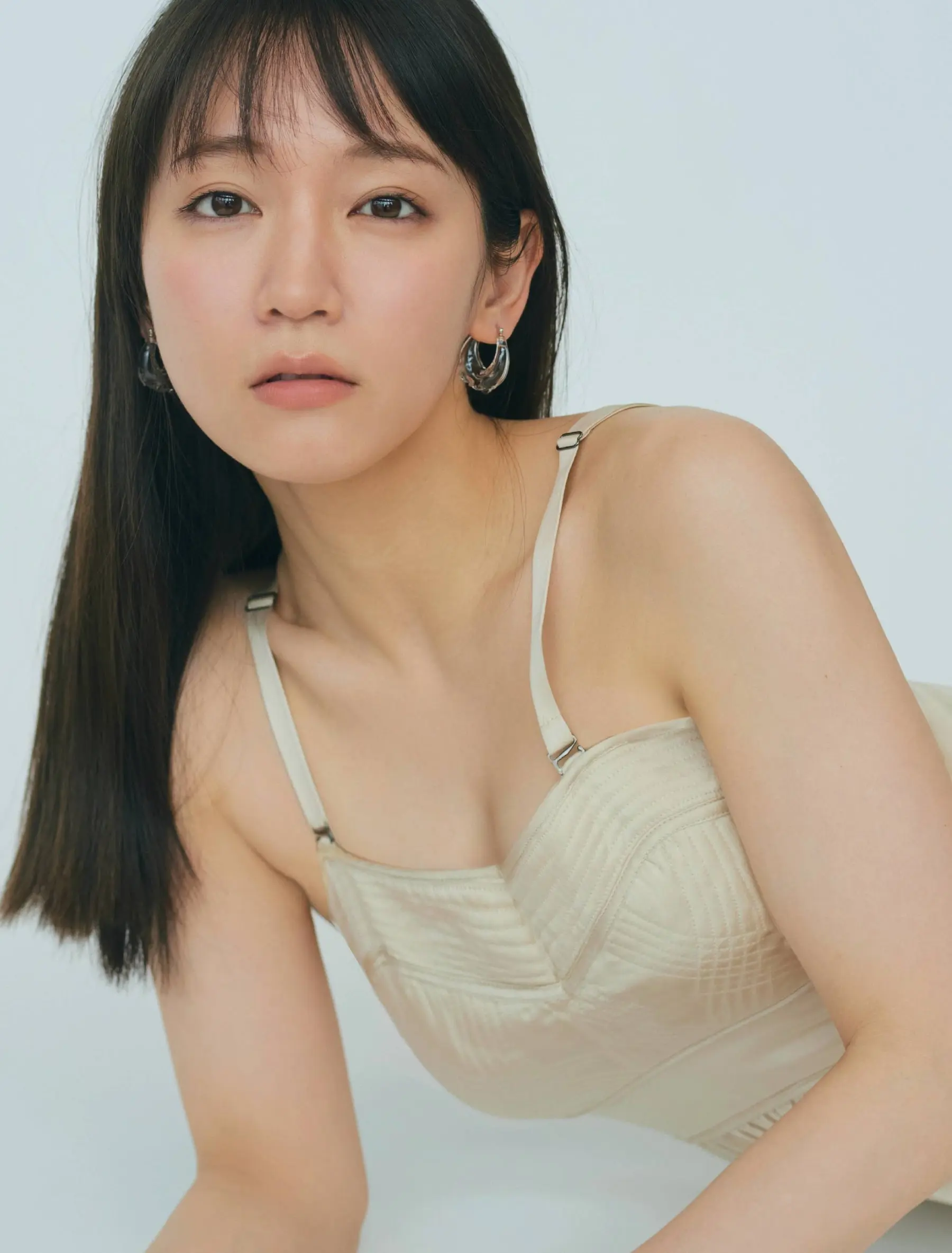 吉岡里帆エロ画像279