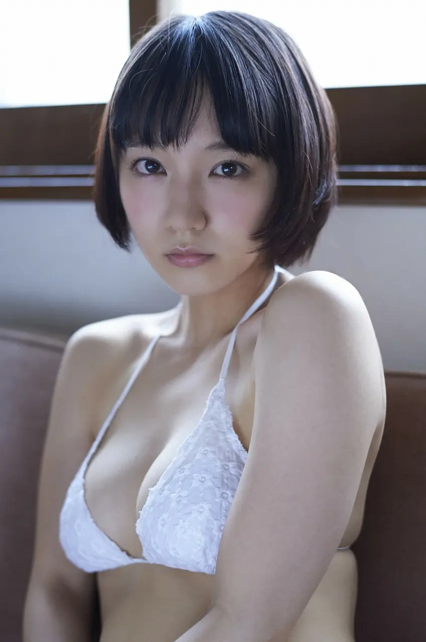 吉岡里帆エロ画像300