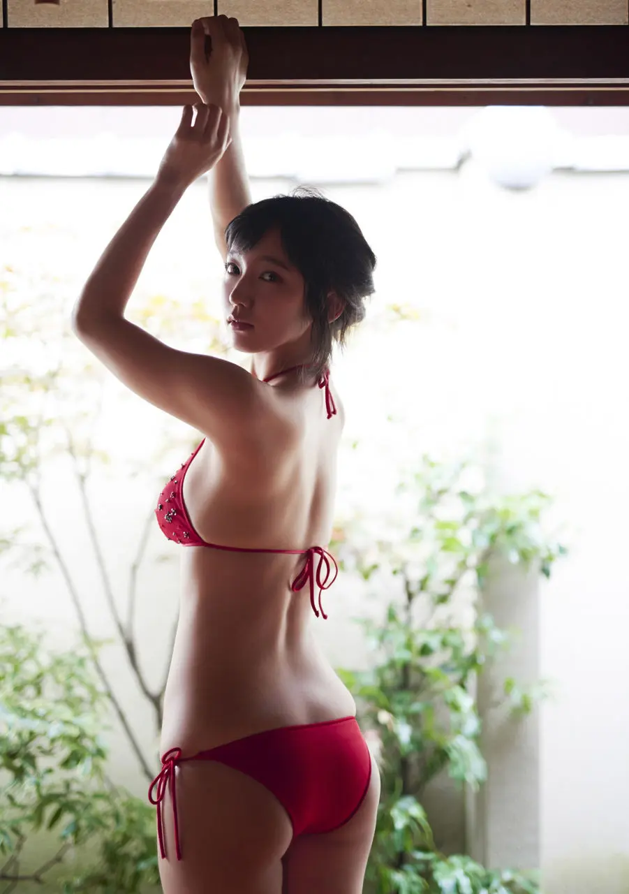 吉岡里帆エロ画像317