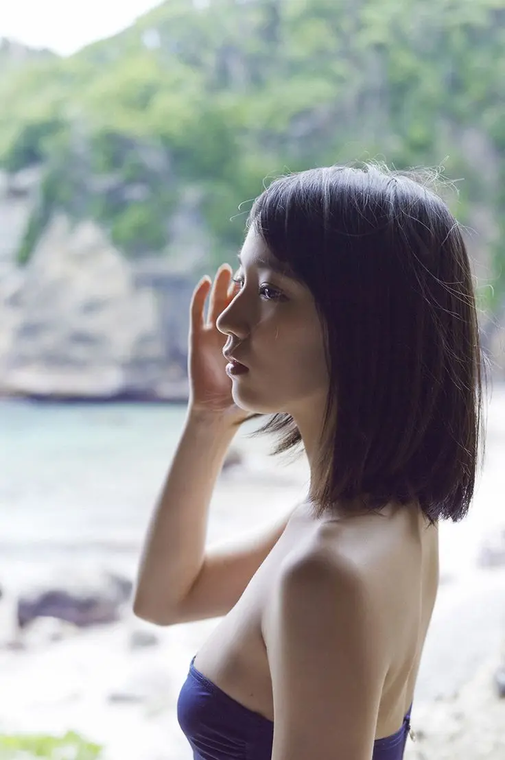 吉岡里帆エロ画像340