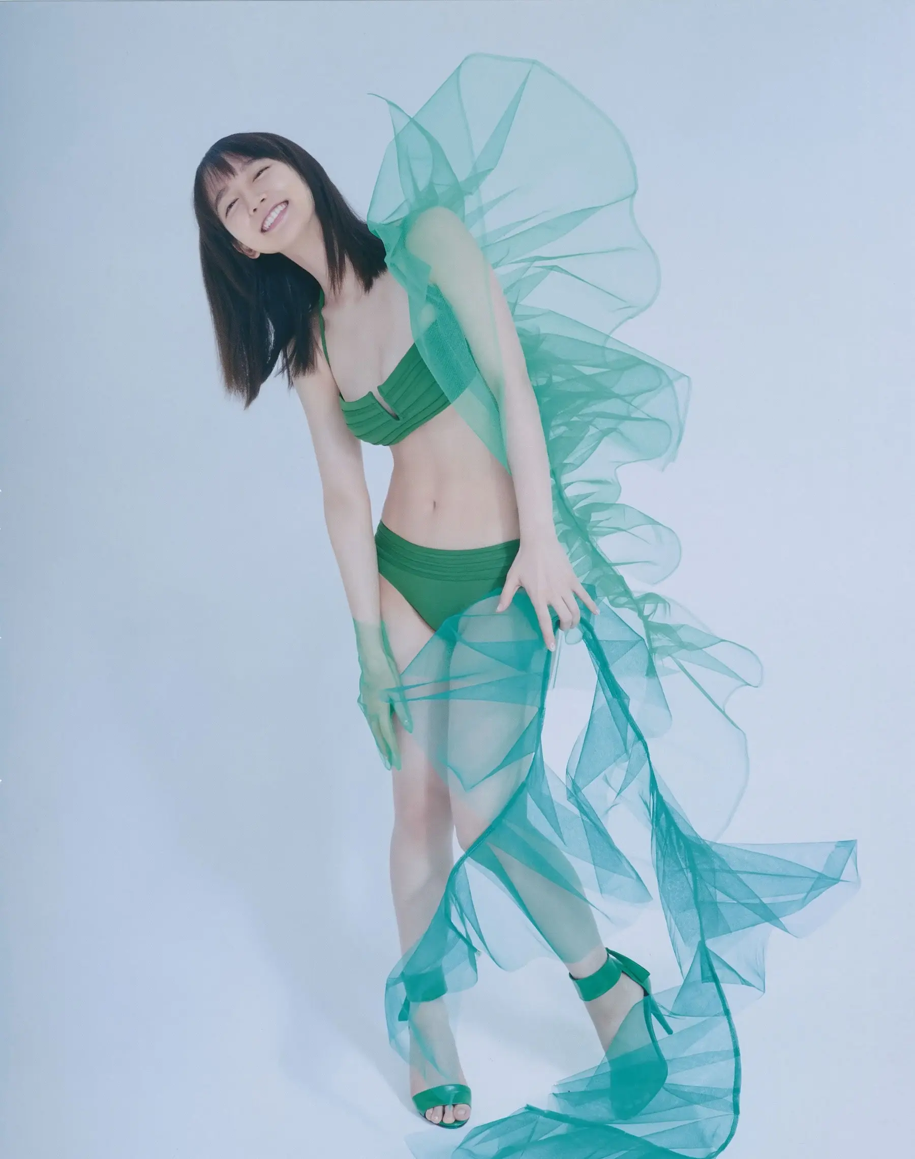 吉岡里帆エロ画像415