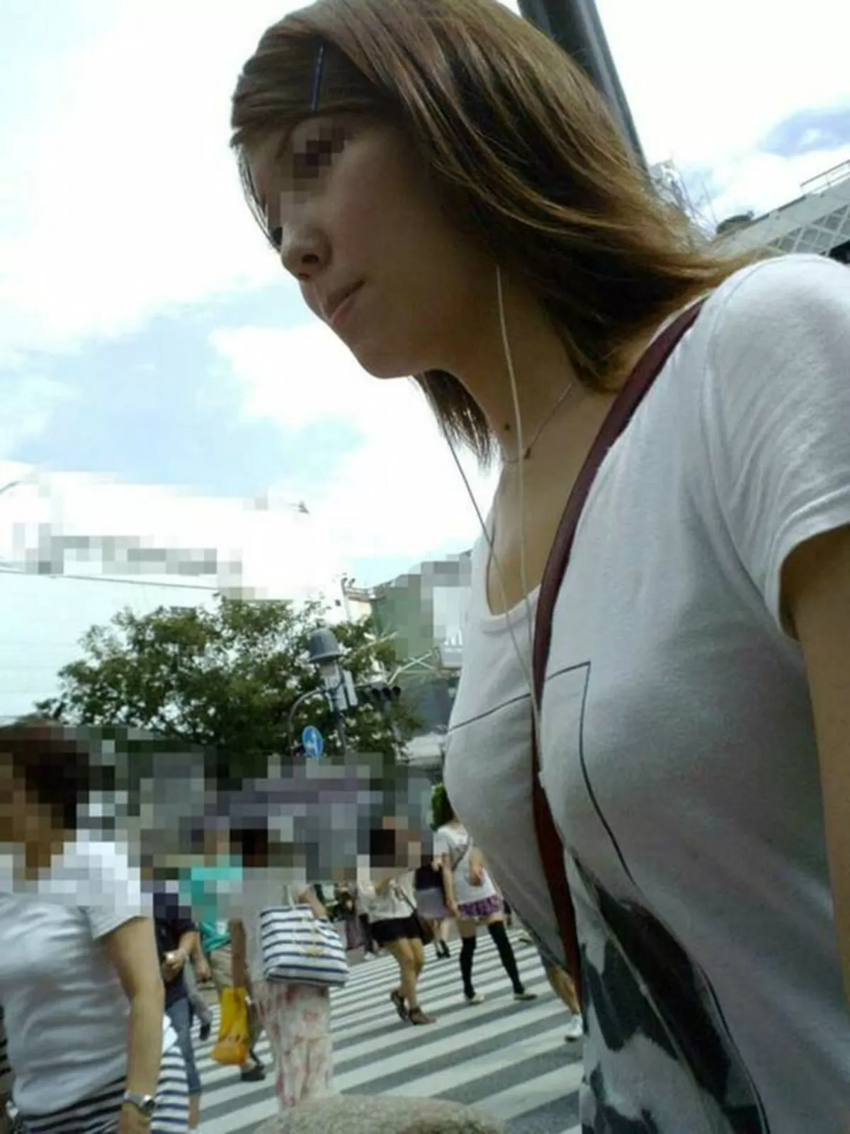 人妻盗撮エロ画像004
