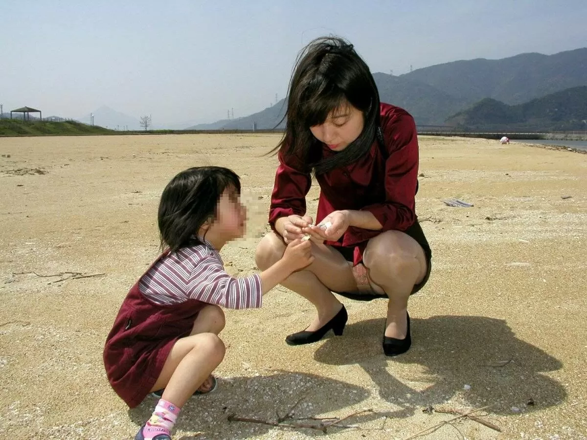 人妻盗撮エロ画像086