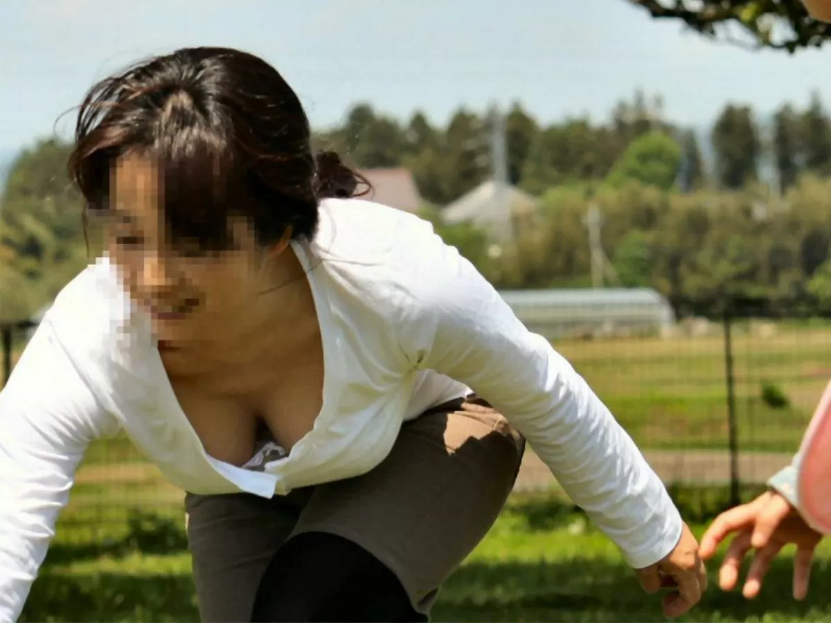 人妻盗撮エロ画像112
