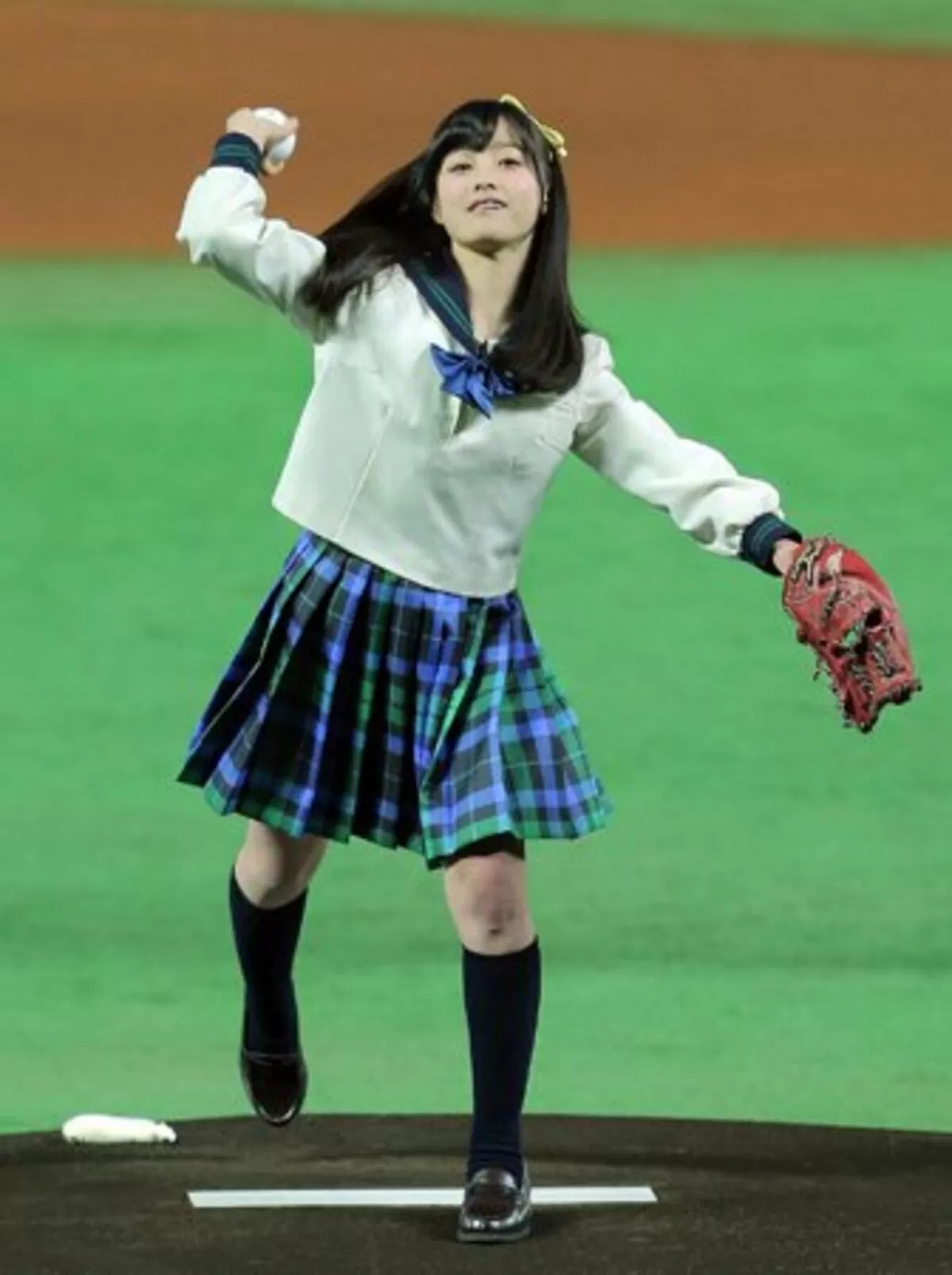 橋本環奈エロ画像330