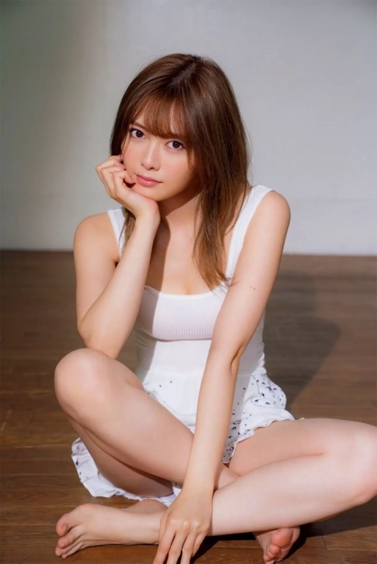 白石麻衣エロ画像006