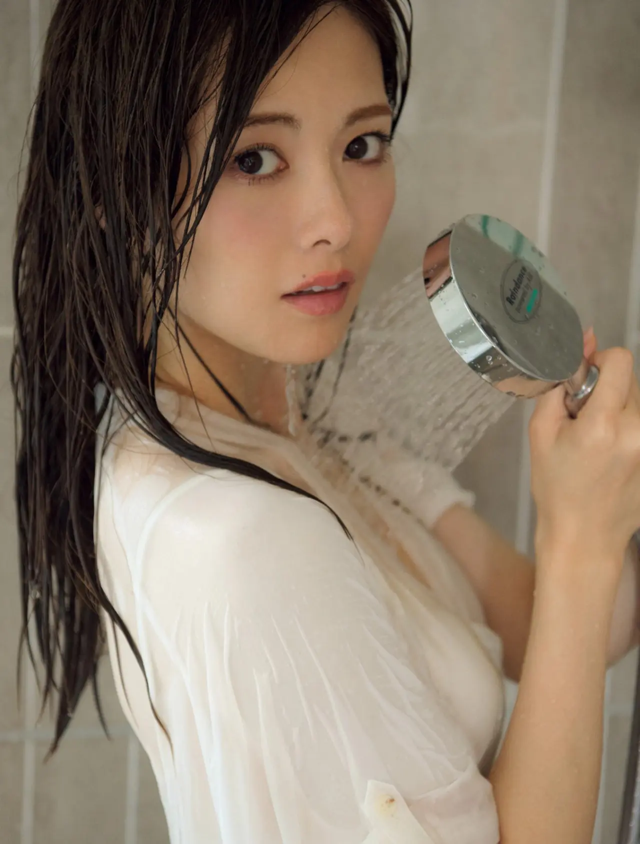 白石麻衣エロ画像062