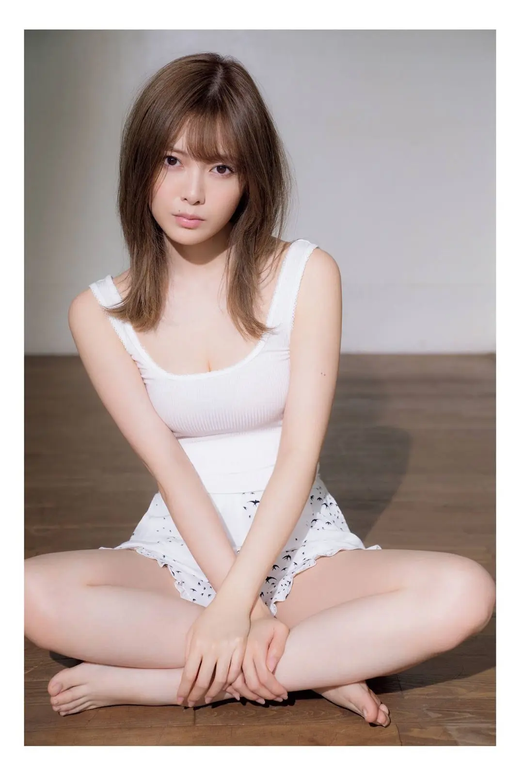 白石麻衣エロ画像192