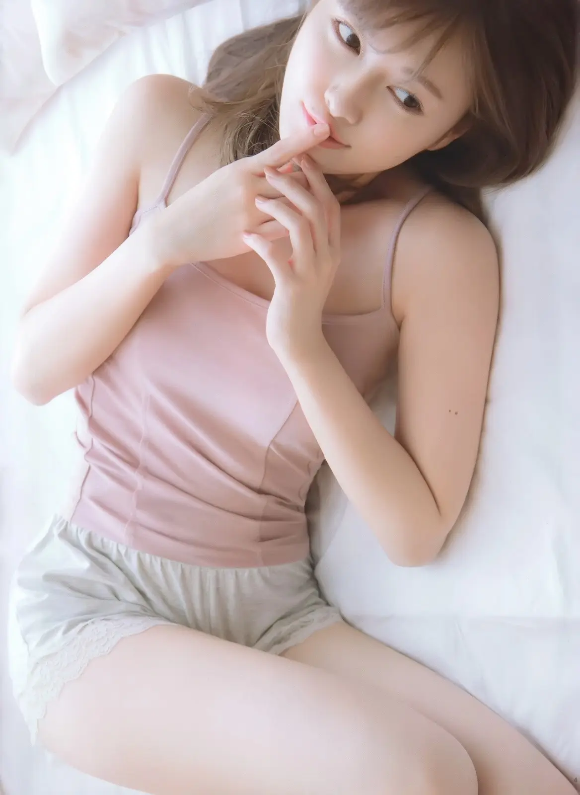 白石麻衣エロ画像210