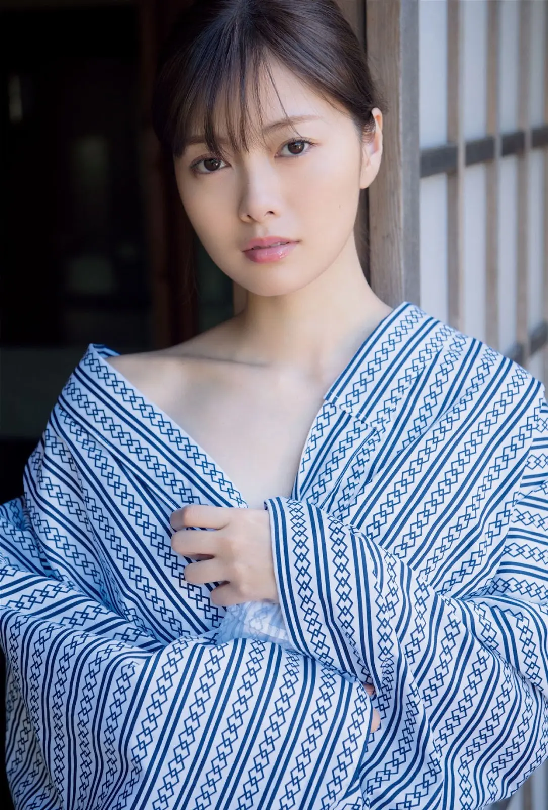 白石麻衣エロ画像215