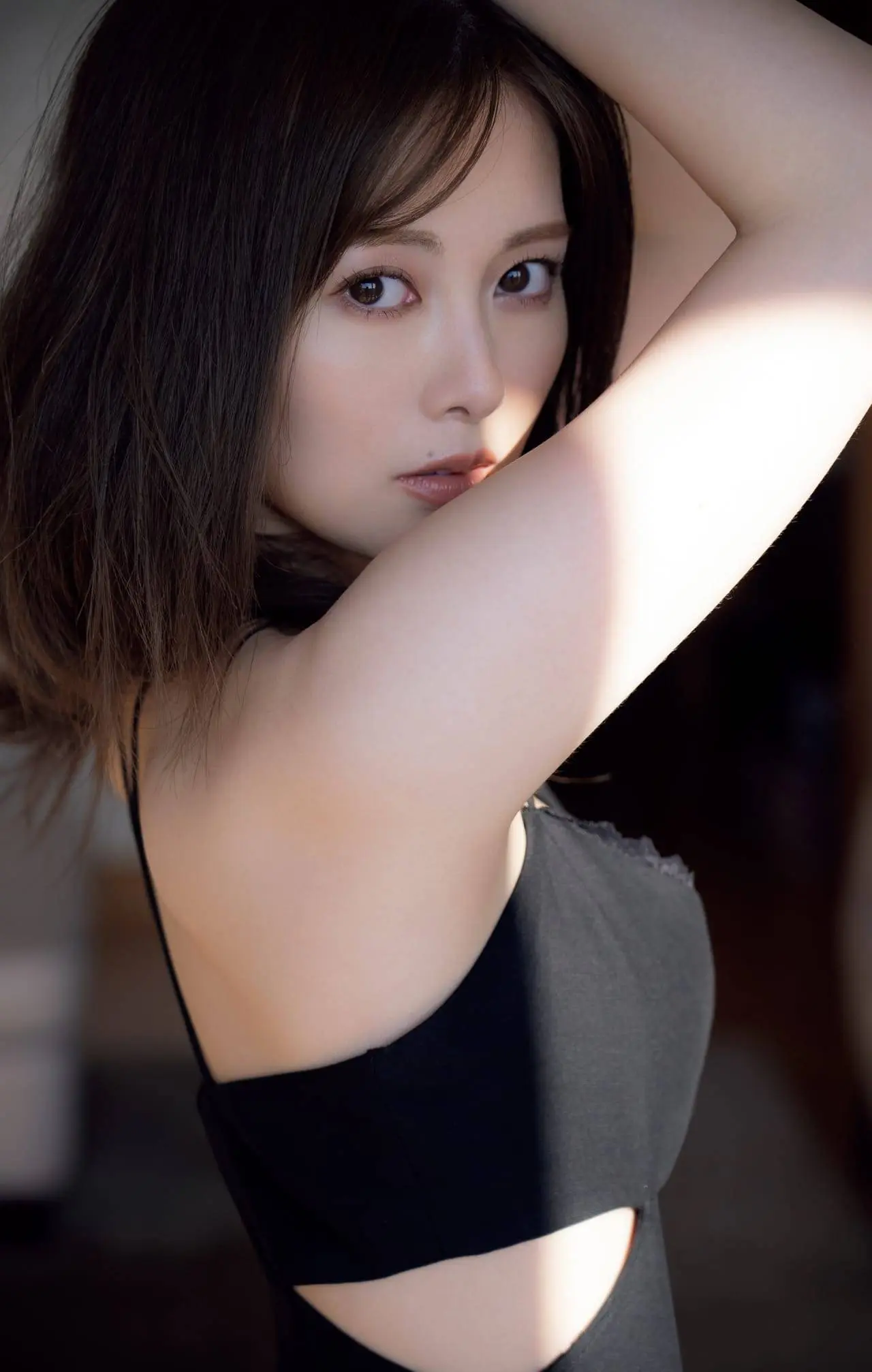 白石麻衣エロ画像279