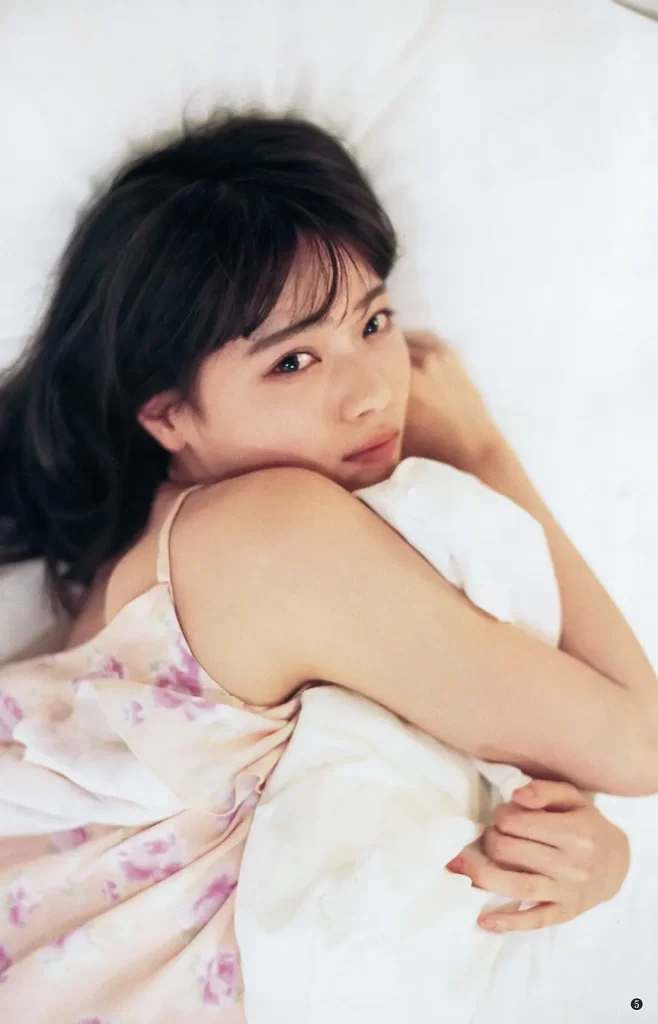 西野七瀬エロ画像103