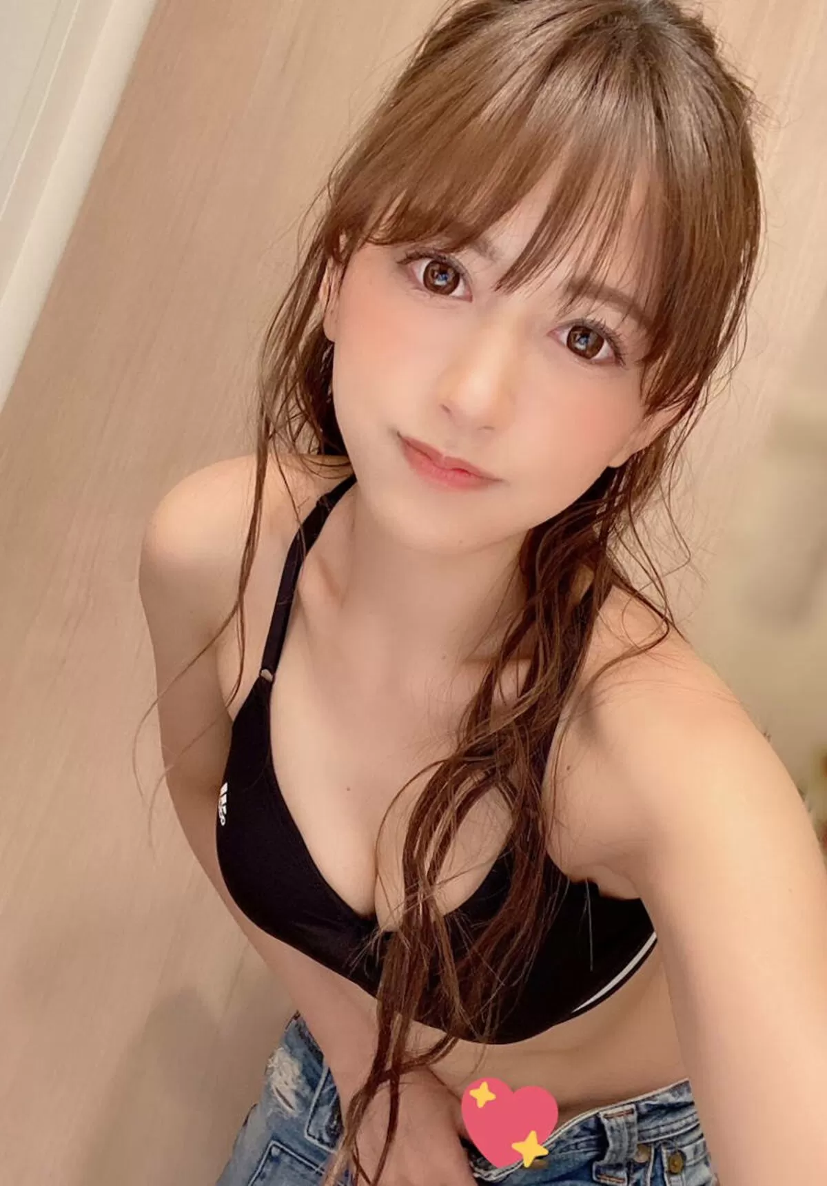 スポーツブラおっぱいエロ画像050
