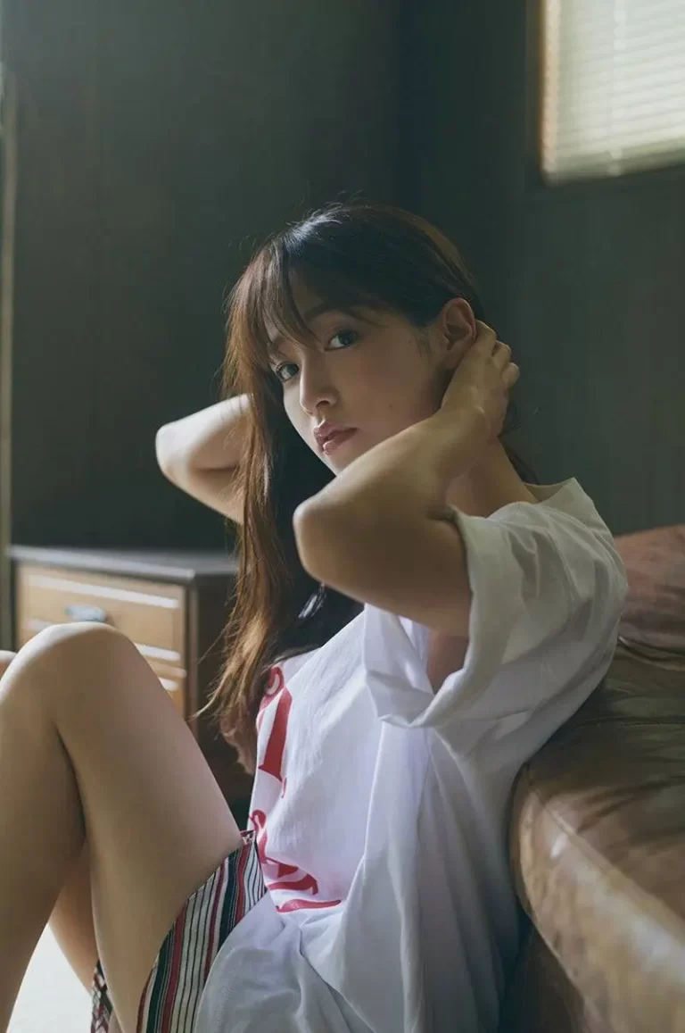 鷲見玲奈エロ画像148