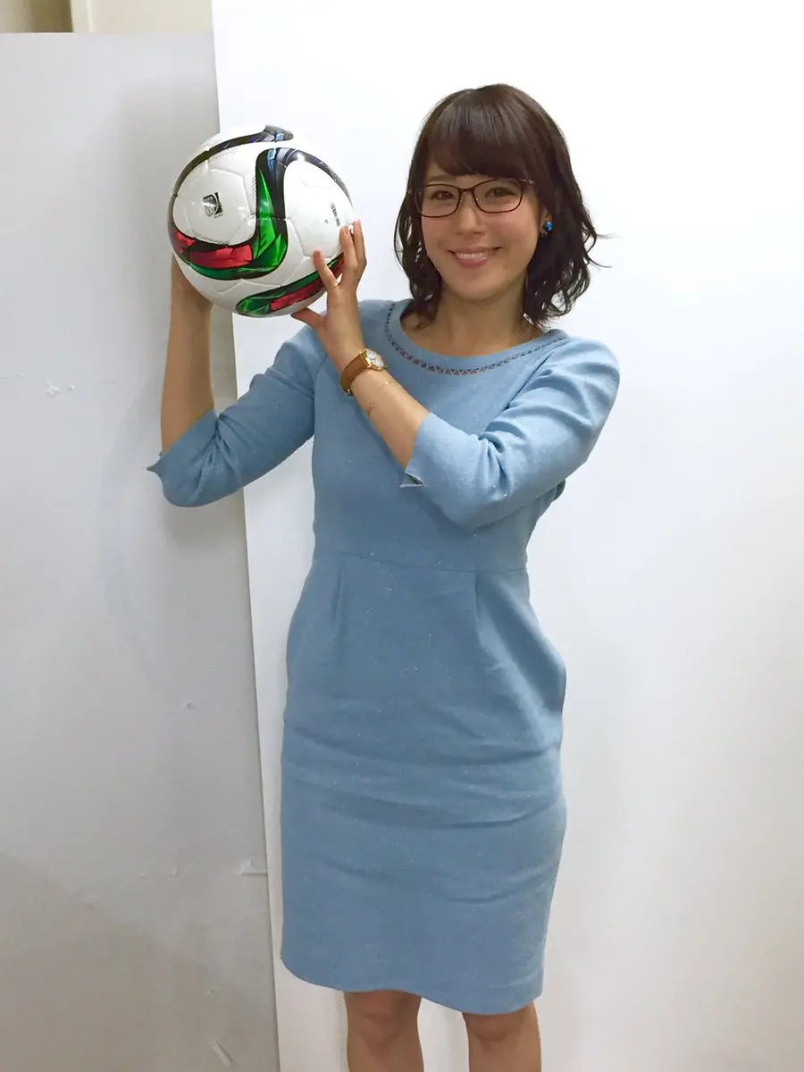 鷲見玲奈エロ画像269