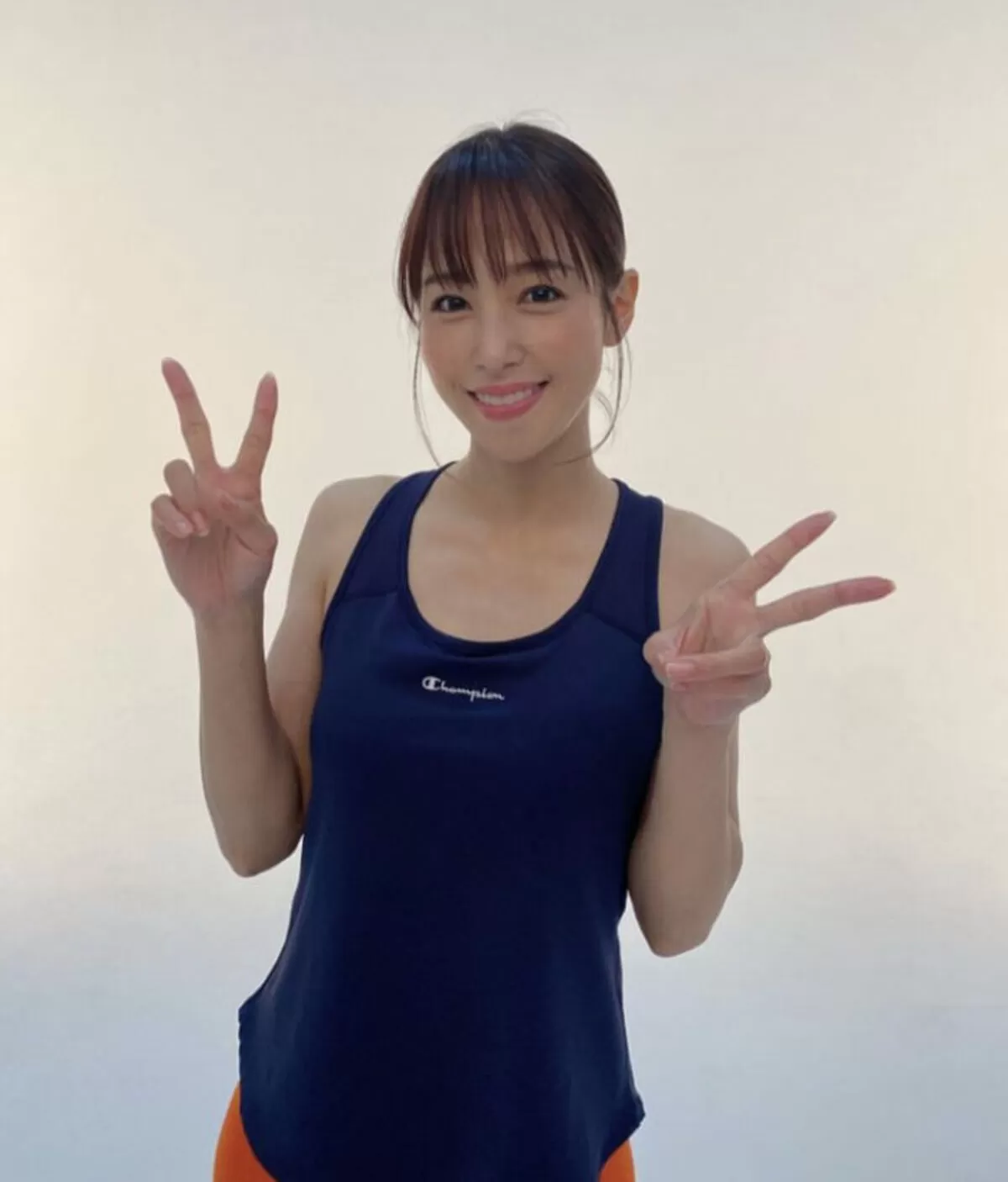 鷲見玲奈エロ画像274