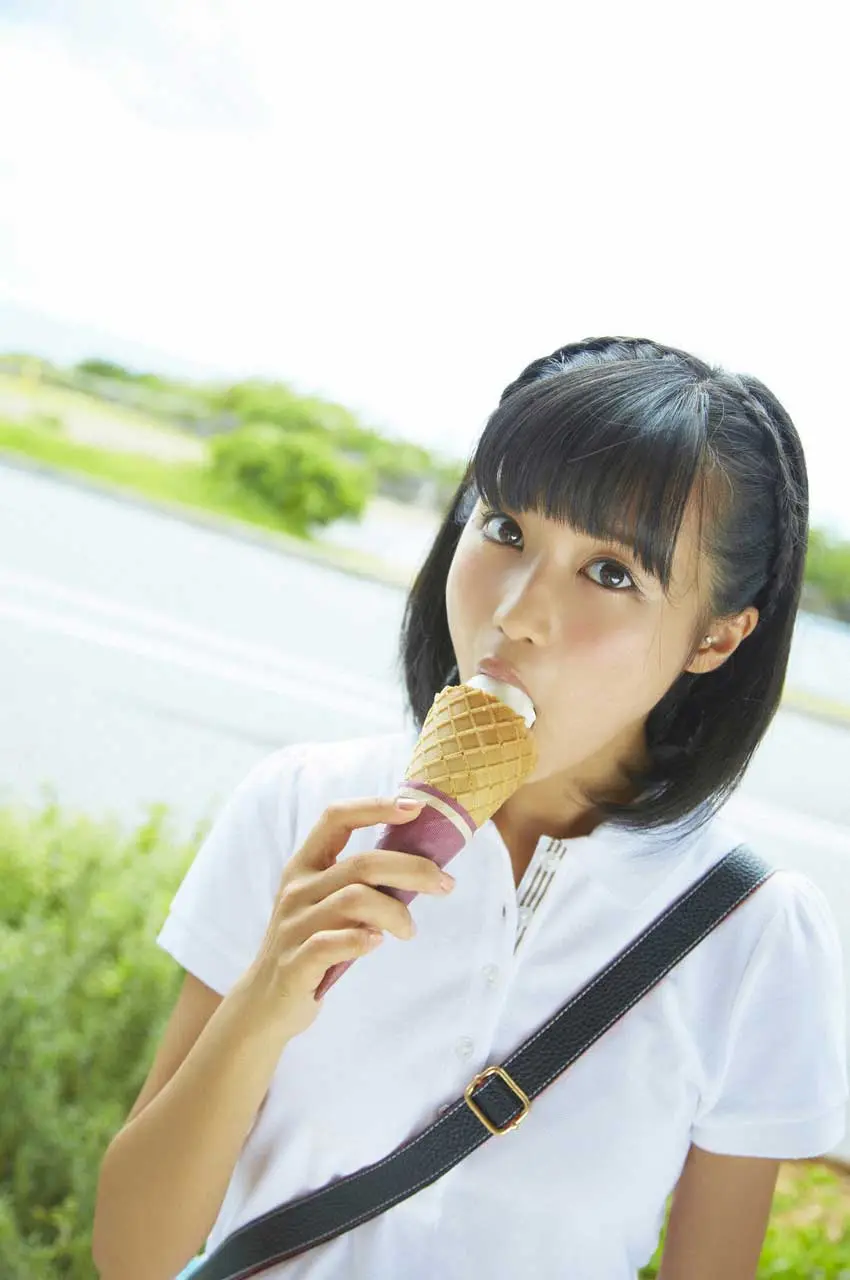 小島瑠璃子エロ画像080