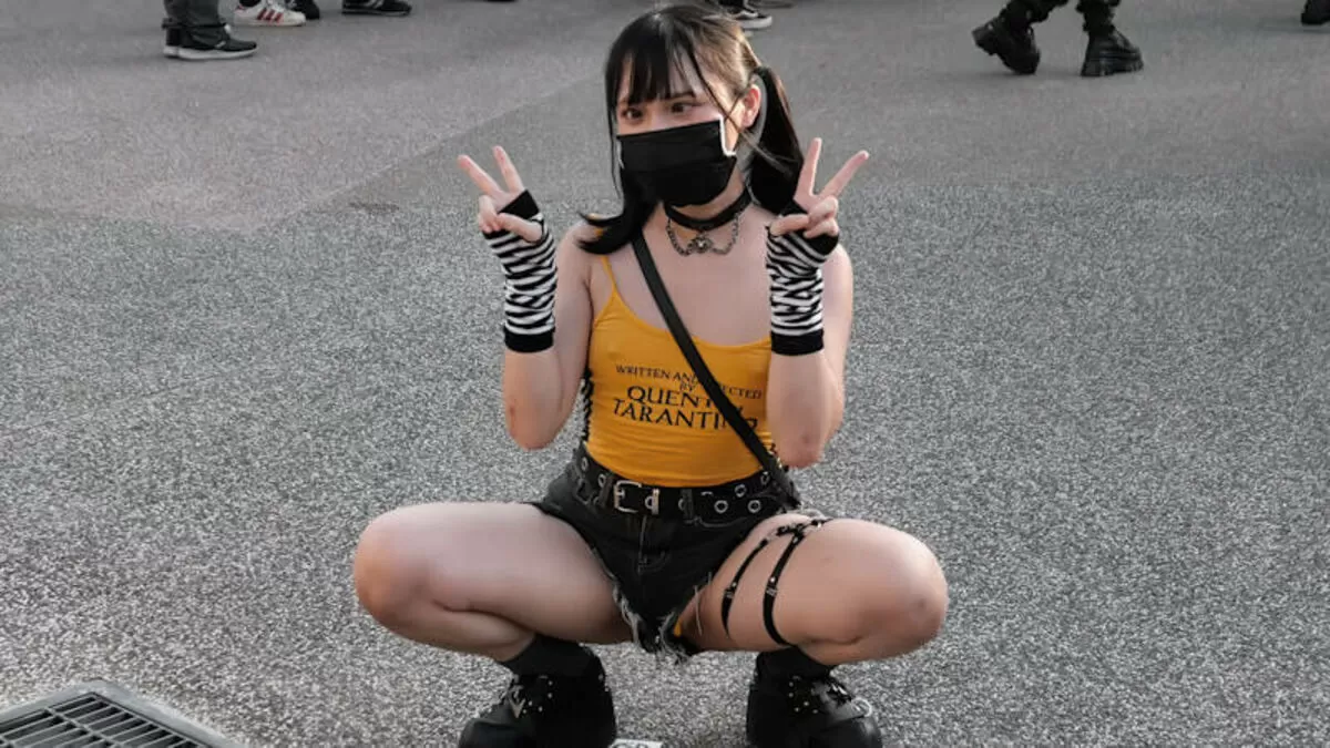 貧乳でもノーブラ着衣がエロいってことは乳首がめちゃ偉大ってこと?w021
