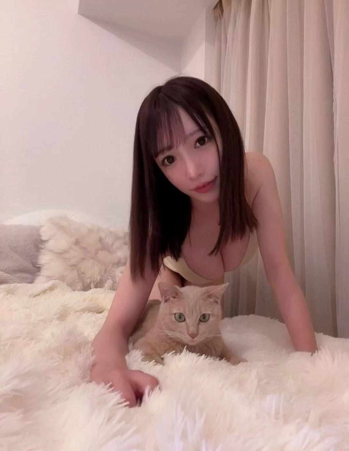 清水あいりエロ画像220