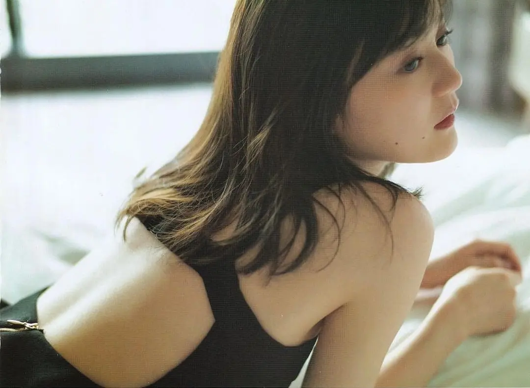 生田絵梨花エロ画像144
