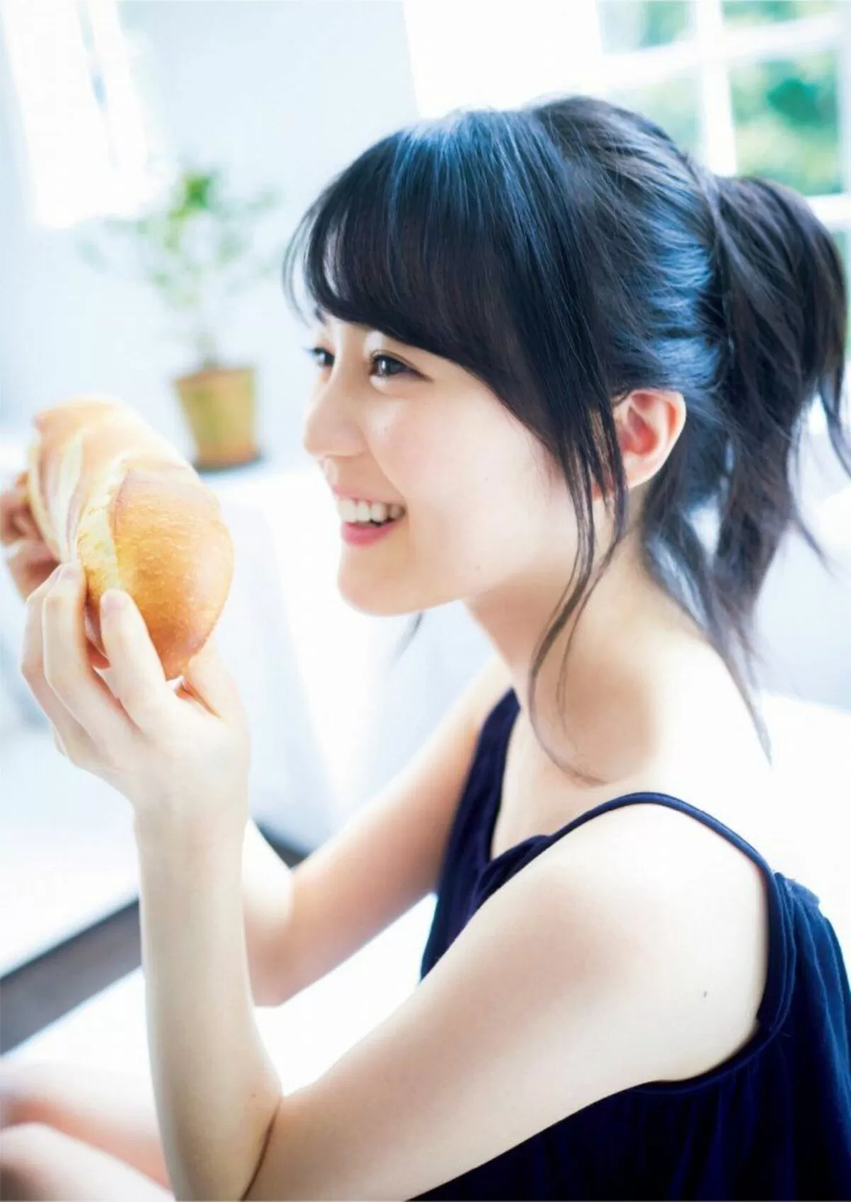 生田絵梨花エロ画像205