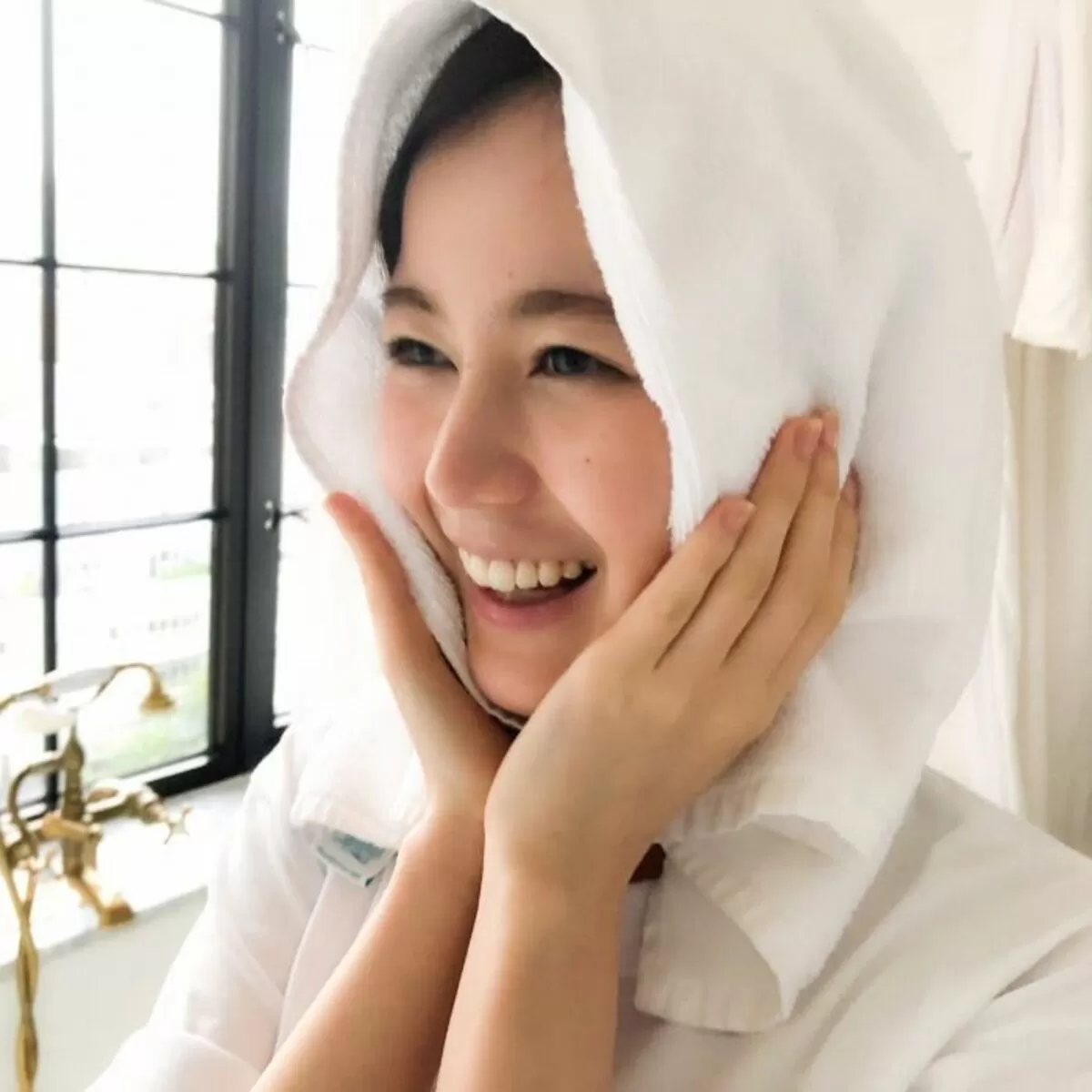 生田絵梨花エロ画像208