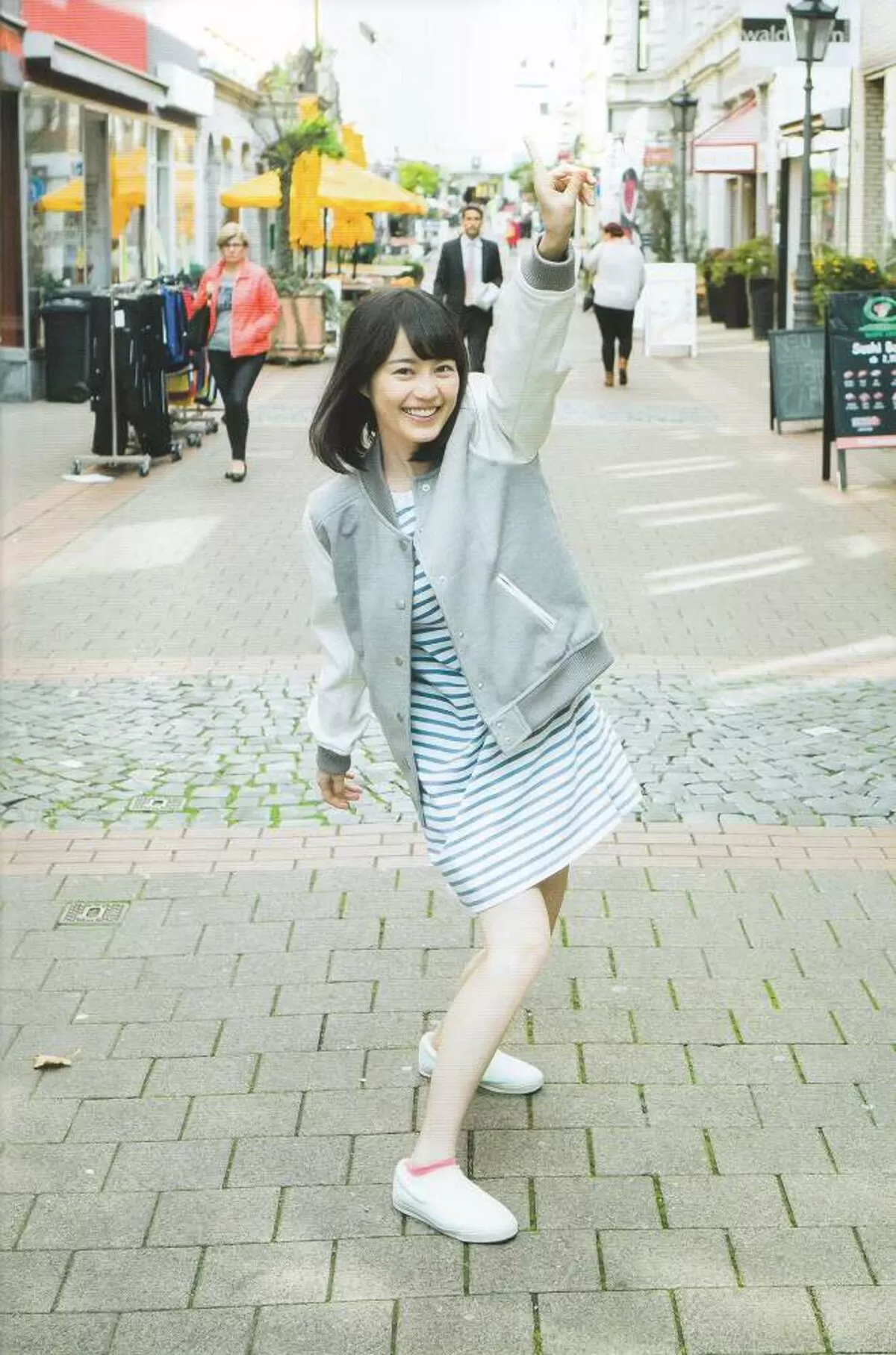 生田絵梨花エロ画像276