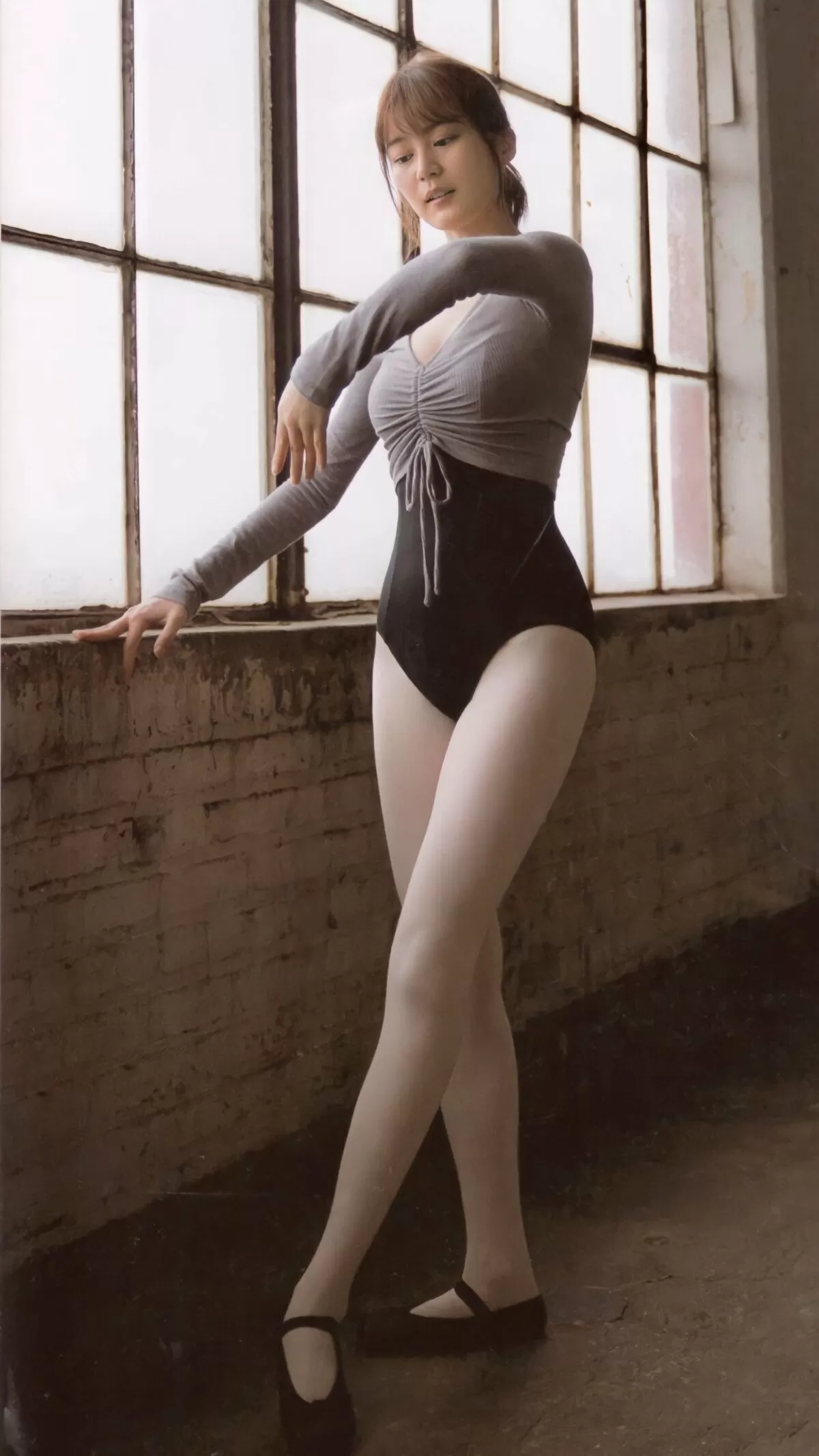 生田絵梨花エロ画像332