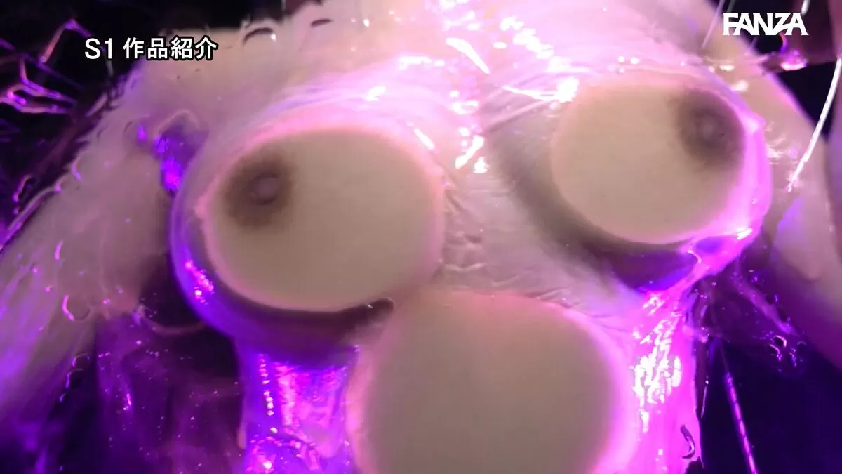 潰れおっぱいのエロ画像155