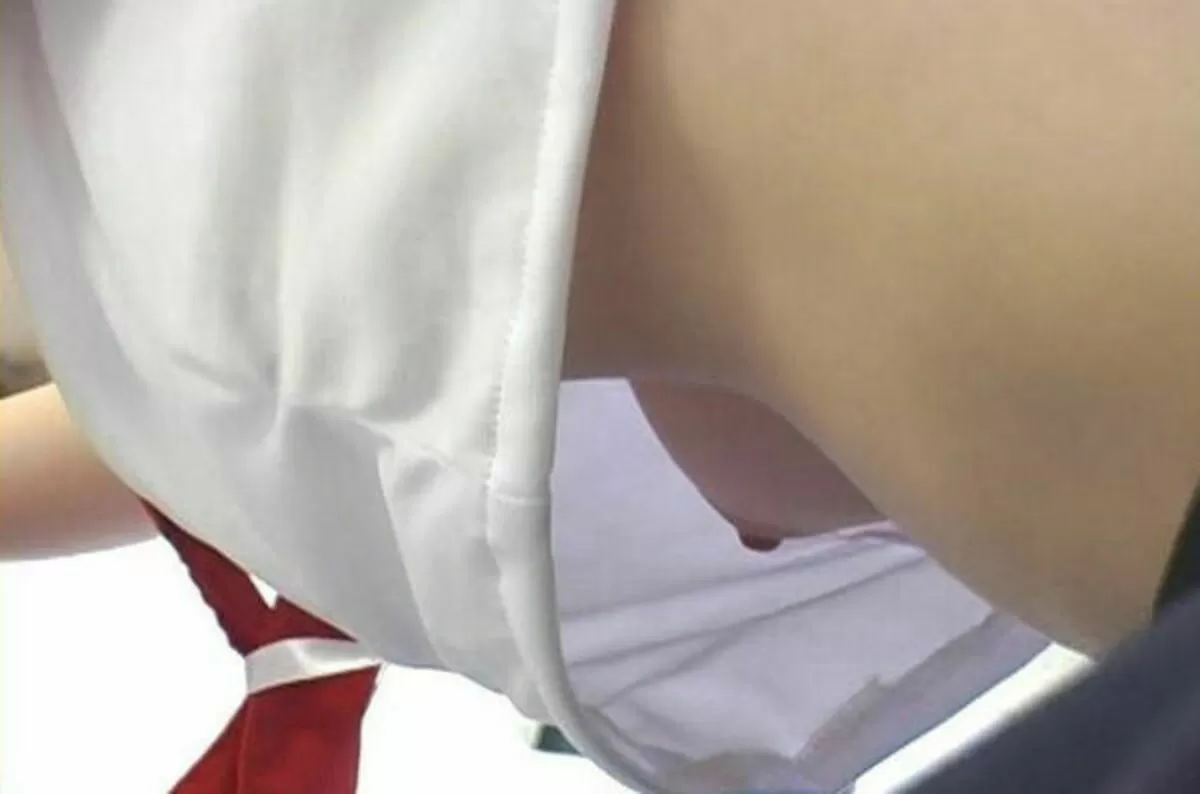 JKの育ちざかりおっぱいエロ画像036