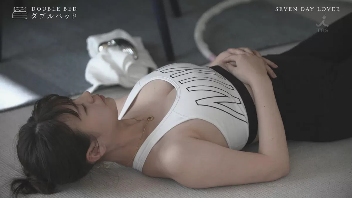 井口綾子エロ画像054