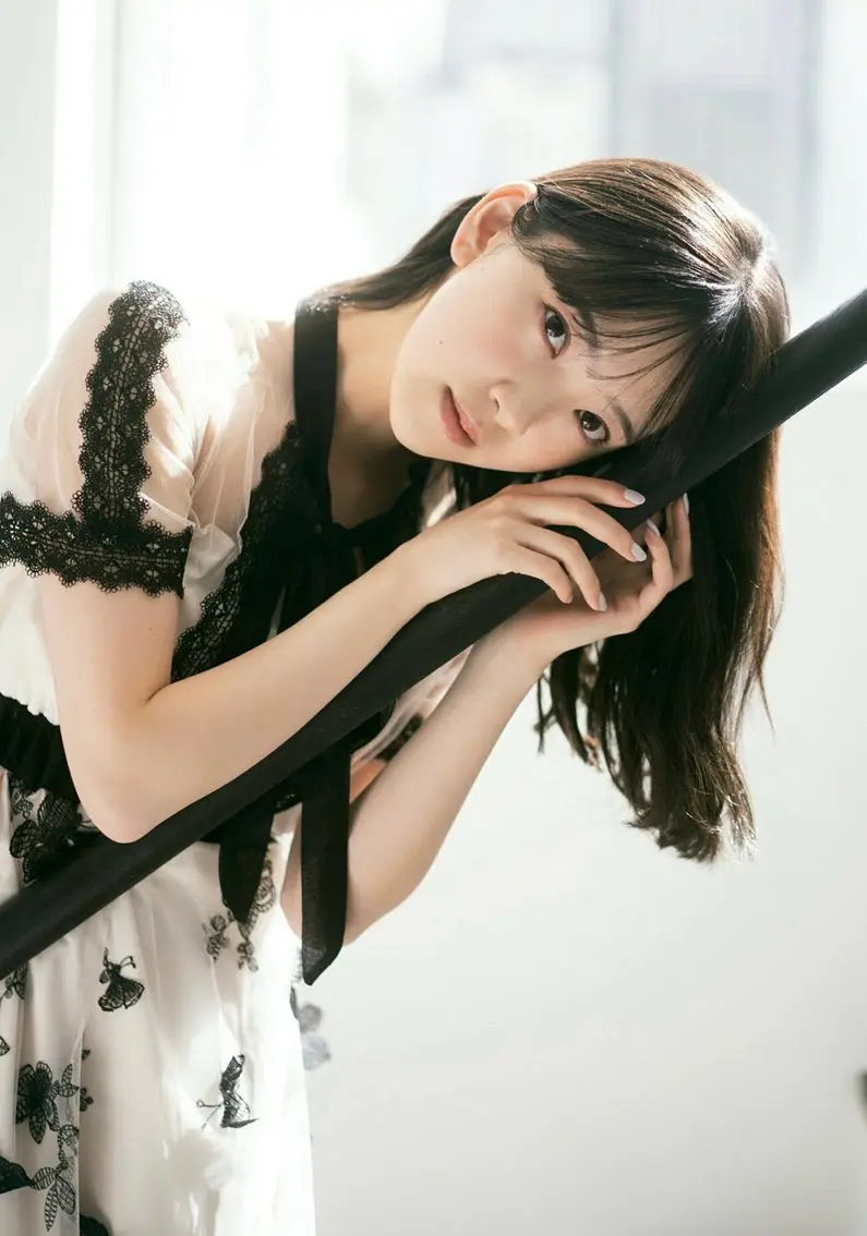 堀未央奈エロ画像183