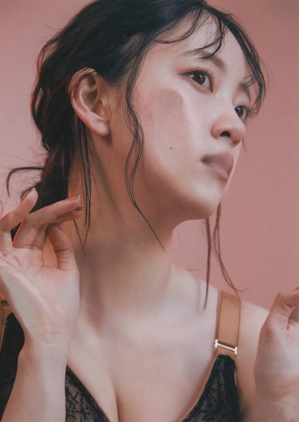 堀未央奈エロ画像254