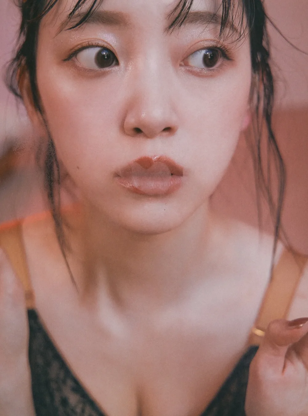 堀未央奈エロ画像256