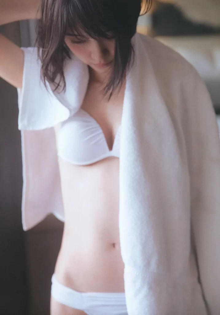 堀未央奈エロ画像282
