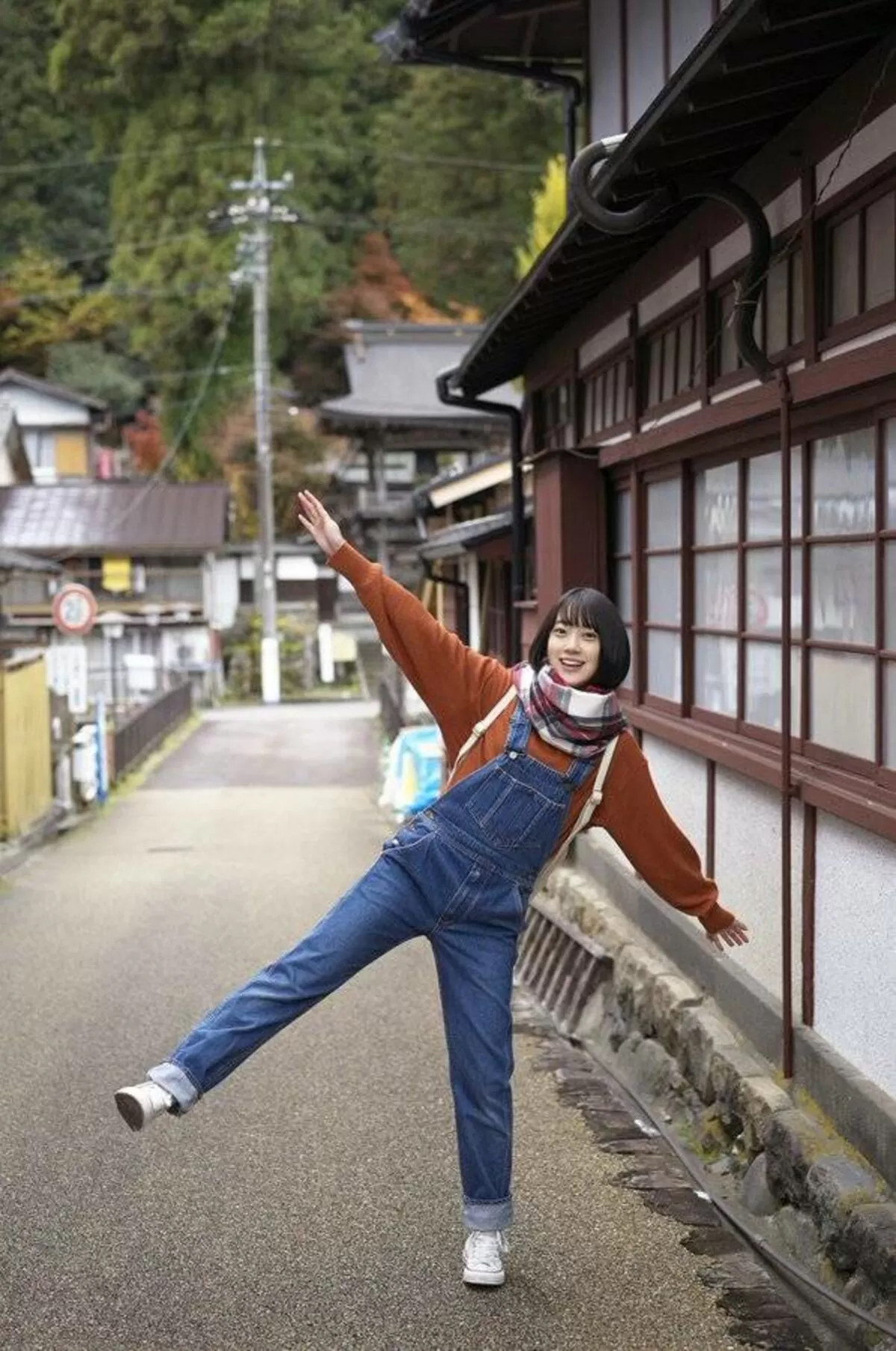 堀未央奈エロ画像353