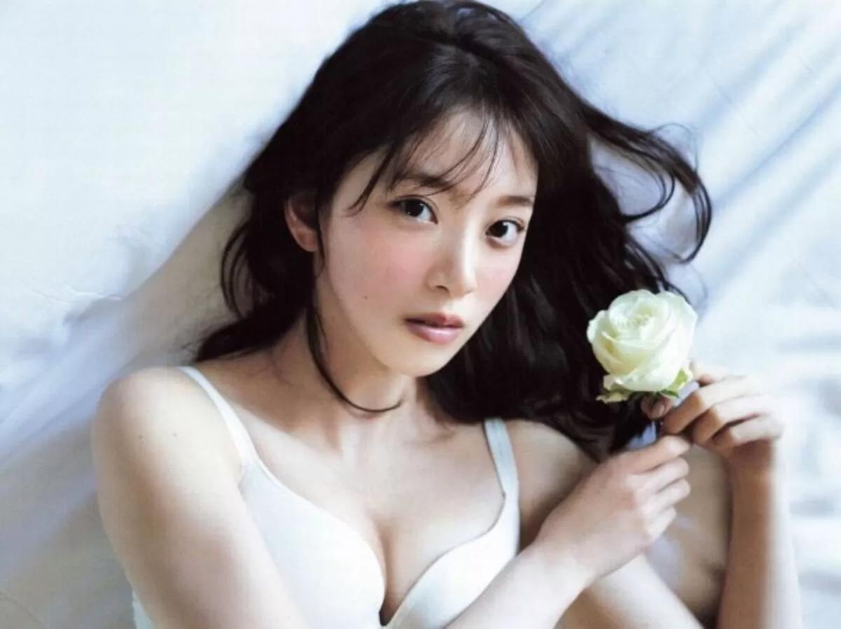 堀未央奈エロ画像483